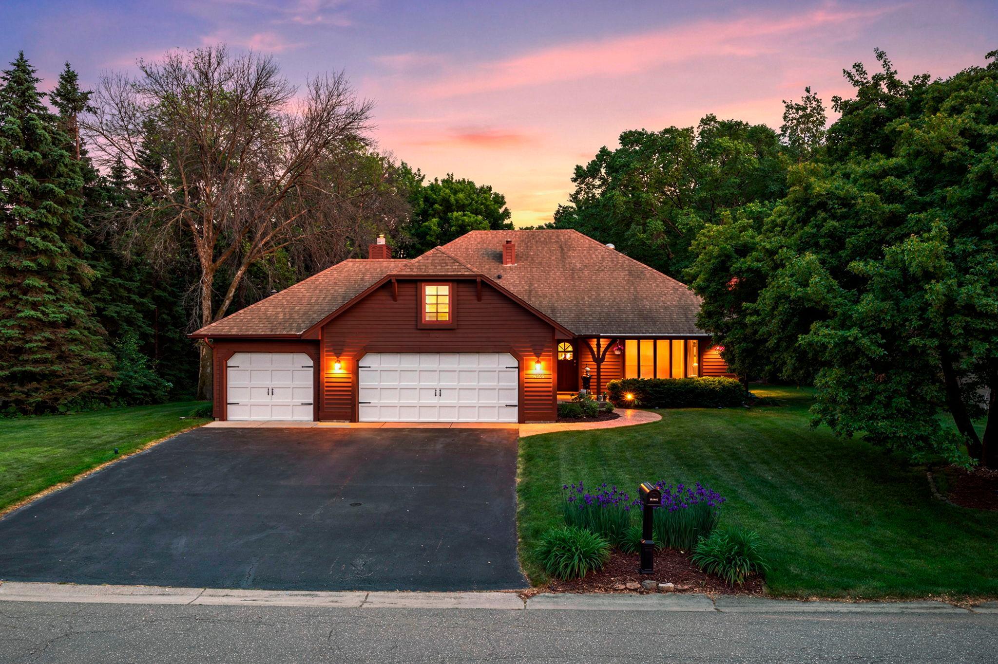 View of Residential at 14305 44th Avenue, Plymouth MN 55446, Plymouth - Mike Wilen | Minnesota Team Real Estate