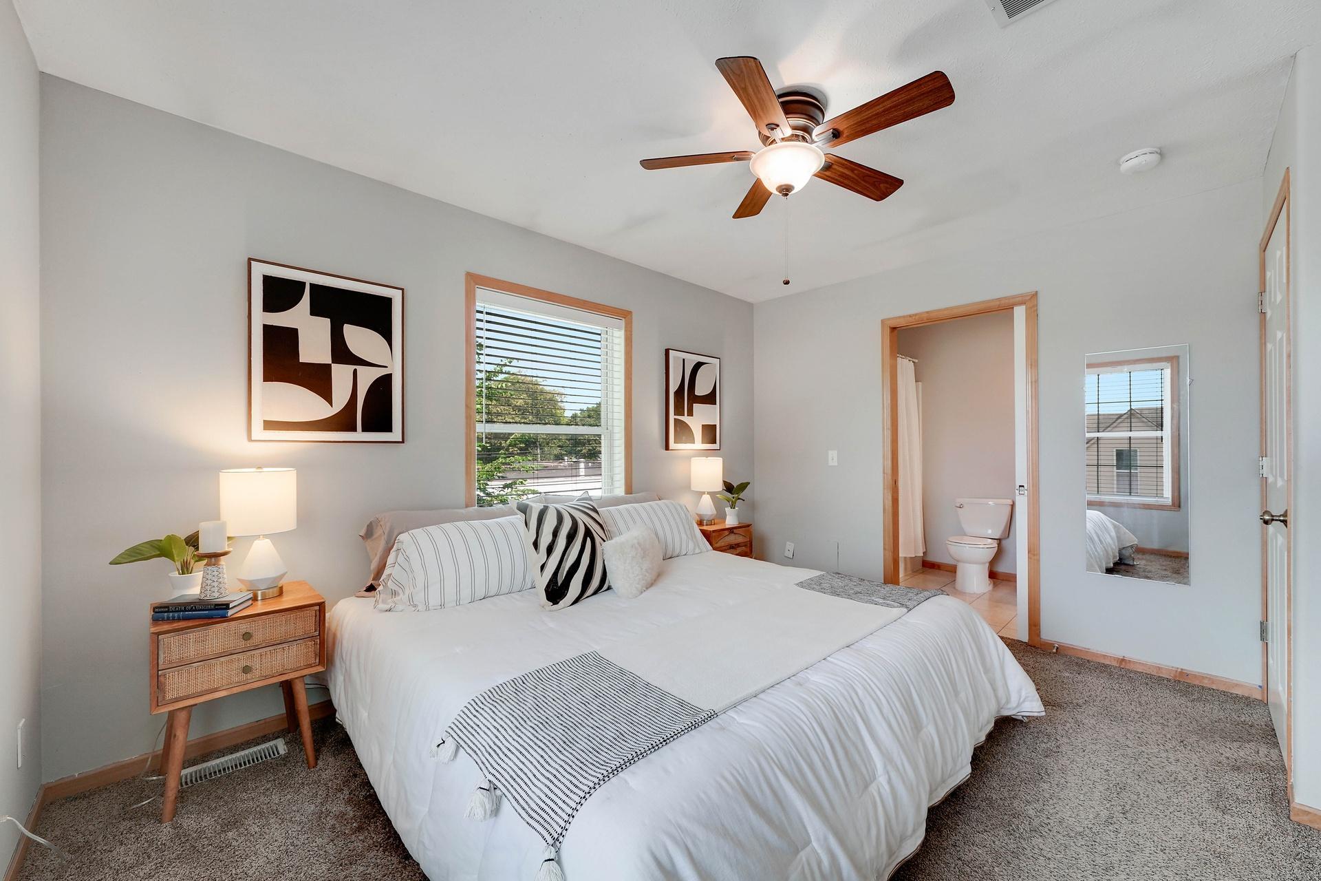 View of Residential at 1820 Quincy Street #A, Minneapolis MN 55418, Minneapolis (23 of 41) - Mike Wilen | Minnesota Team Real Estate