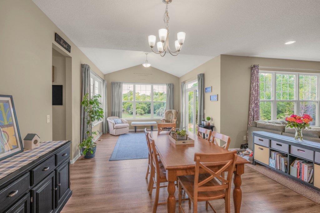 View of Residential at 6531 102nd Avenue, Brooklyn Park MN 55445, Brooklyn Park (8 of 34) - Mike Wilen | Minnesota Team Real Estate