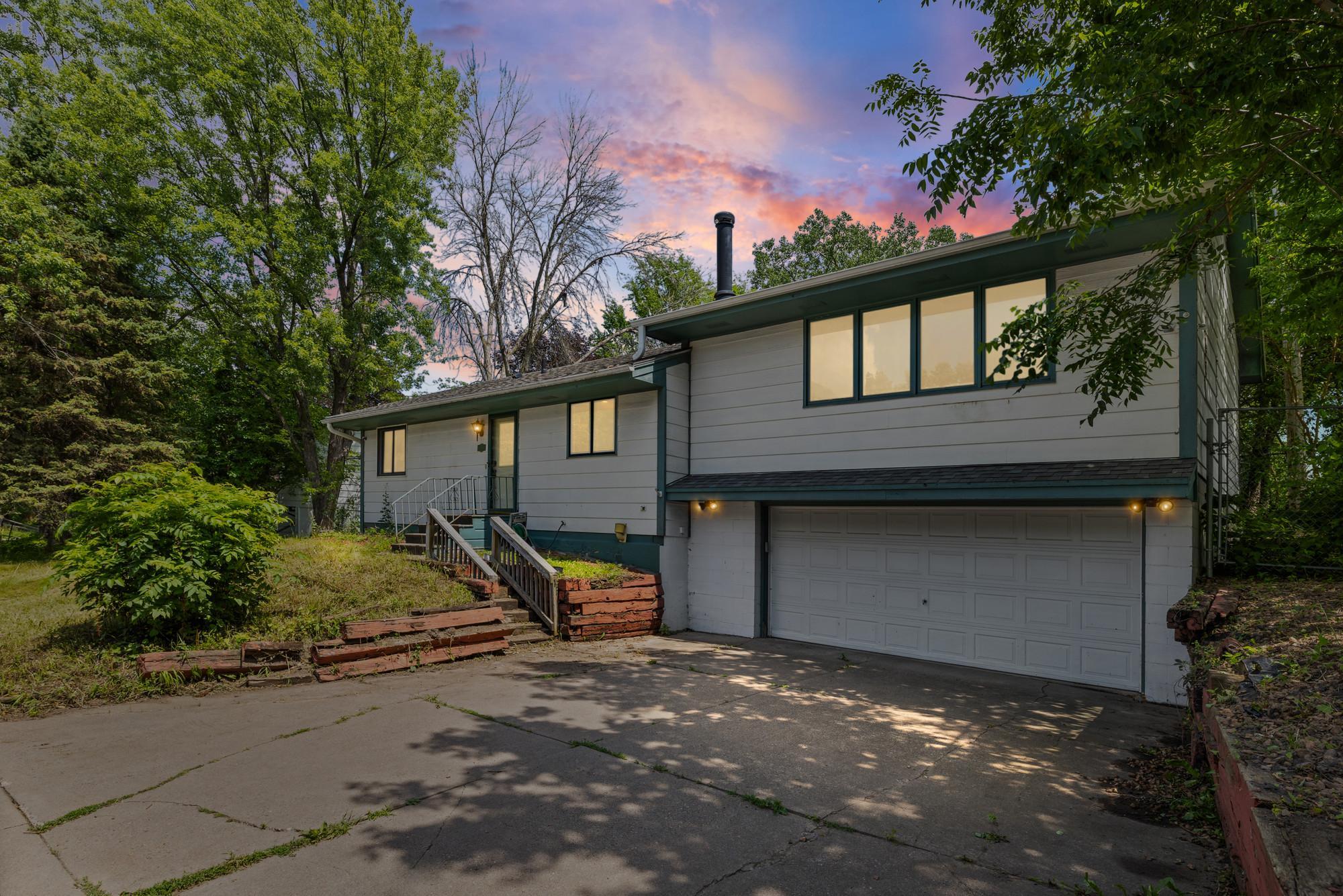 View of Residential at 806 Parkway Drive, Saint Paul MN 55106, Saint Paul - Mike Wilen | Minnesota Team Real Estate