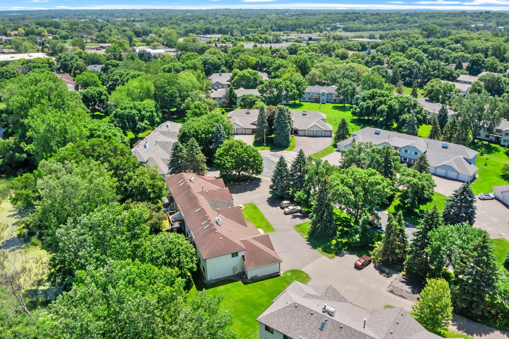 View of Residential at 977 Heritage Court, Vadnais Heights MN 55127, Vadnais Heights (57 of 59) - Mike Wilen | Minnesota Team Real Estate