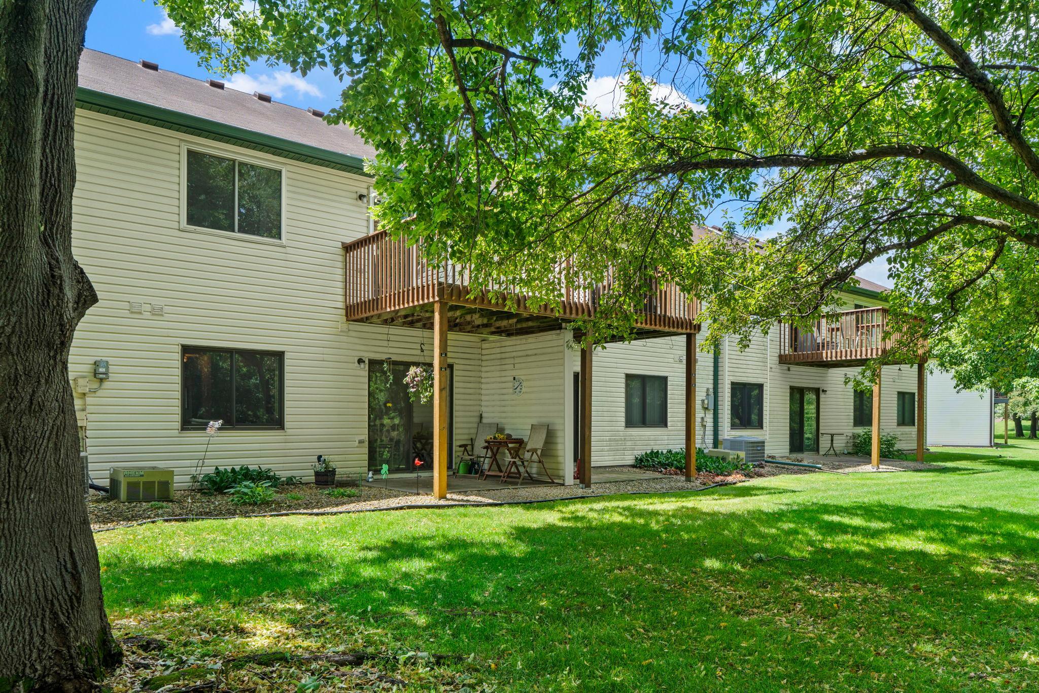 View of Residential at 977 Heritage Court, Vadnais Heights MN 55127, Vadnais Heights (48 of 59) - Mike Wilen | Minnesota Team Real Estate