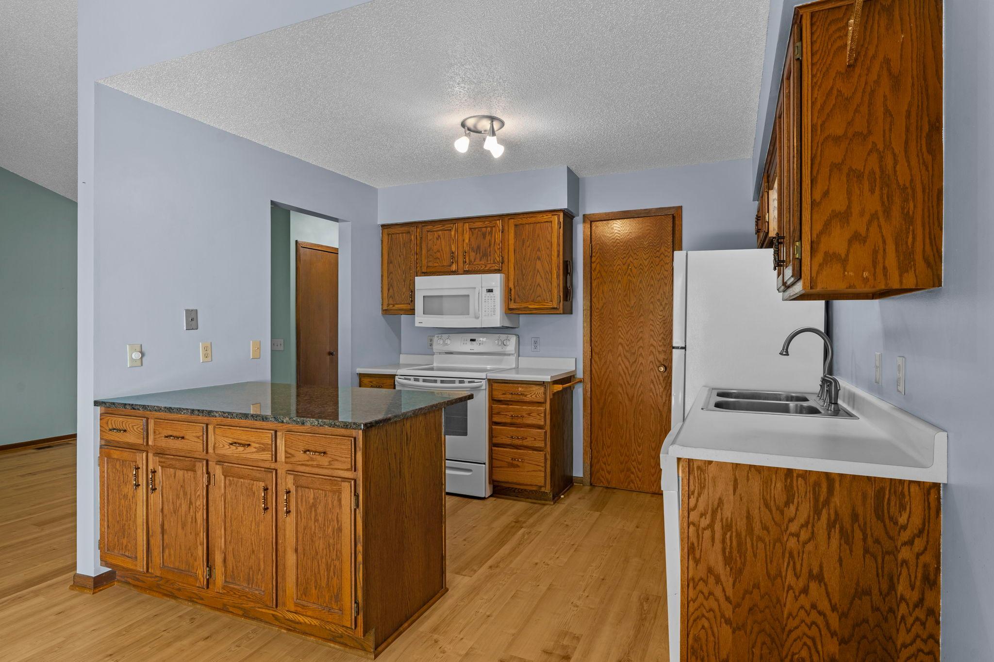 View of Residential at 977 Heritage Court, Vadnais Heights MN 55127, Vadnais Heights (24 of 59) - Mike Wilen | Minnesota Team Real Estate