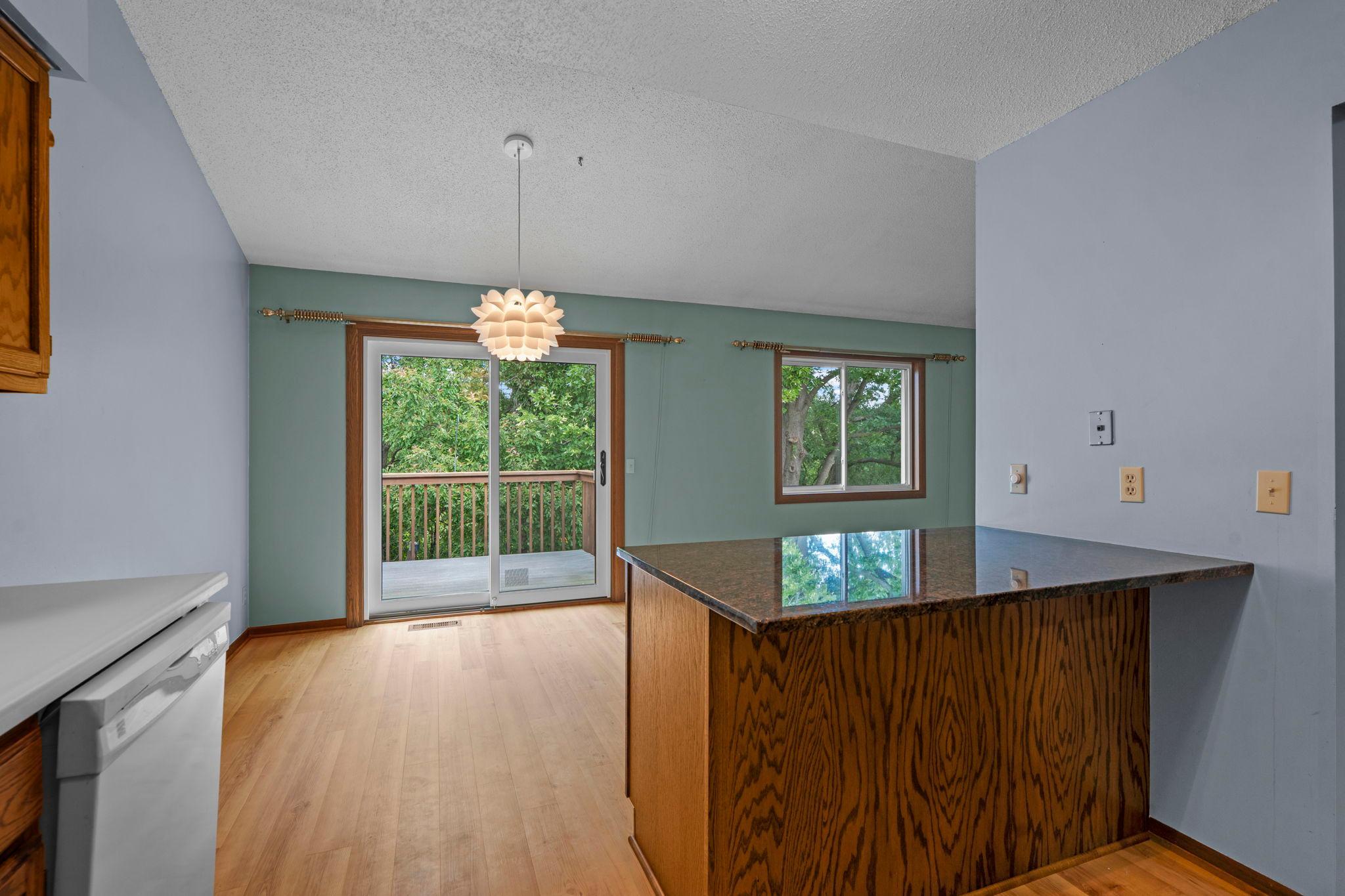 View of Residential at 977 Heritage Court, Vadnais Heights MN 55127, Vadnais Heights (21 of 59) - Mike Wilen | Minnesota Team Real Estate