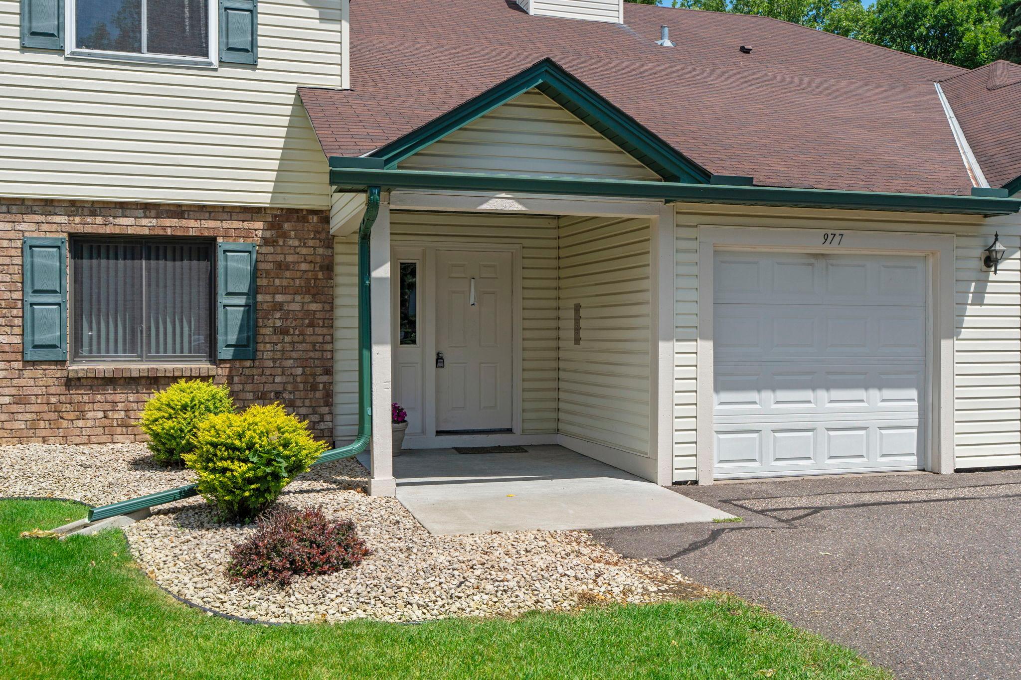 View of Residential at 977 Heritage Court, Vadnais Heights MN 55127, Vadnais Heights (44 of 59) - Mike Wilen | Minnesota Team Real Estate