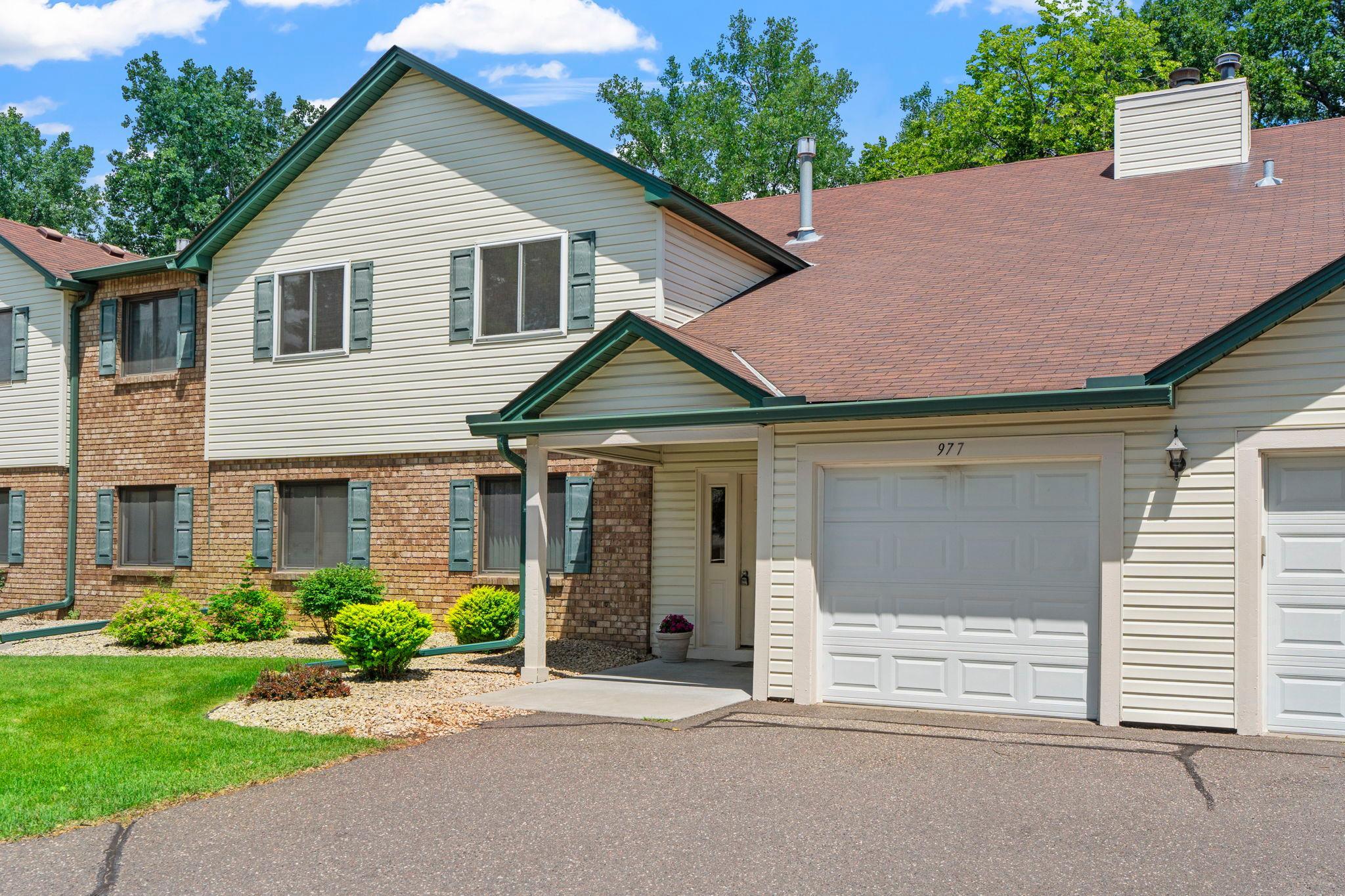 View of Residential at 977 Heritage Court, Vadnais Heights MN 55127, Vadnais Heights (46 of 59) - Mike Wilen | Minnesota Team Real Estate