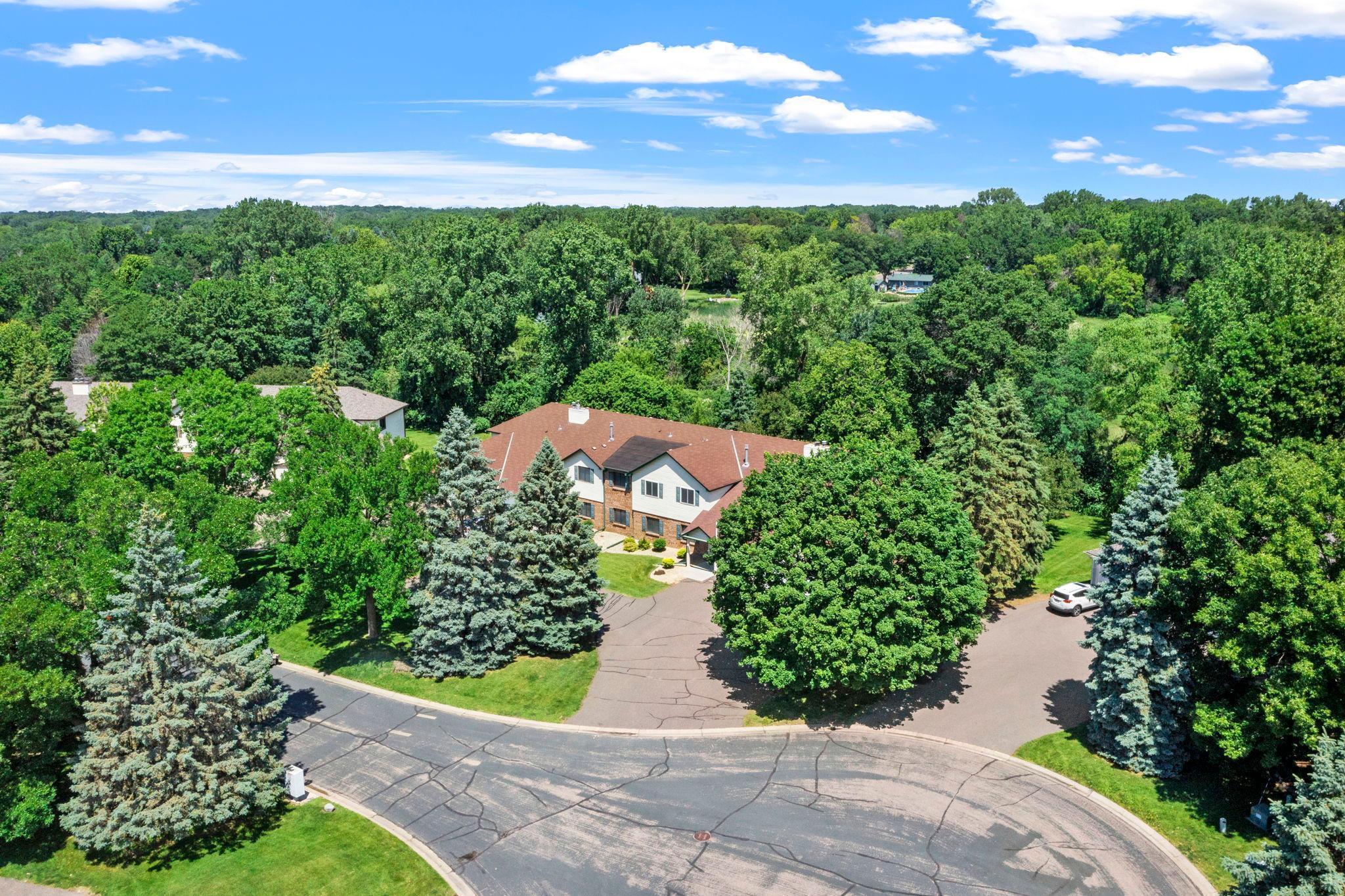 View of Residential at 977 Heritage Court, Vadnais Heights MN 55127, Vadnais Heights (54 of 59) - Mike Wilen | Minnesota Team Real Estate
