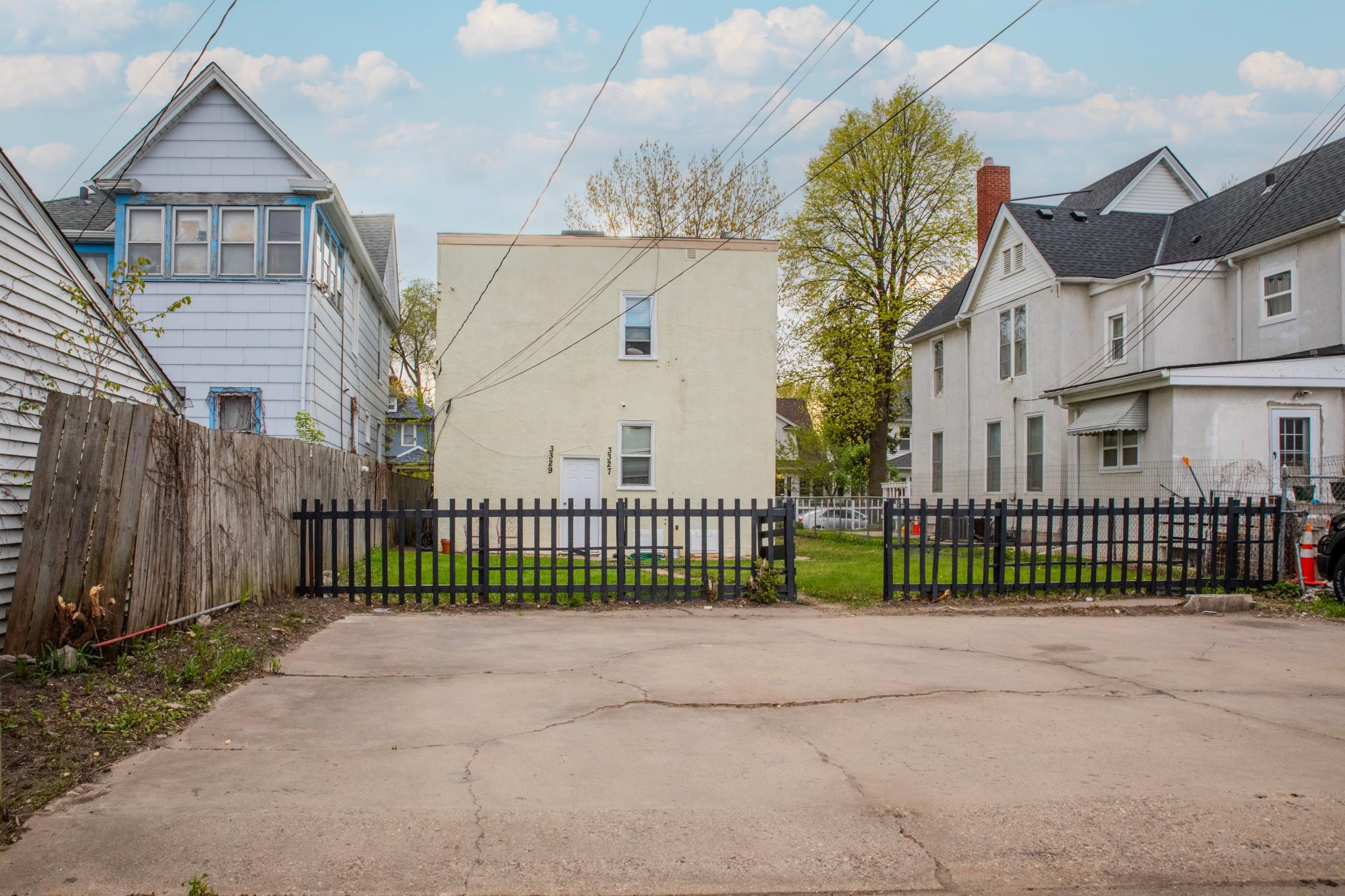 View of Residential Income at 3327 Oakland Avenue, Minneapolis MN 55407, Minneapolis (24 of 25) - Mike Wilen | Minnesota Team Real Estate