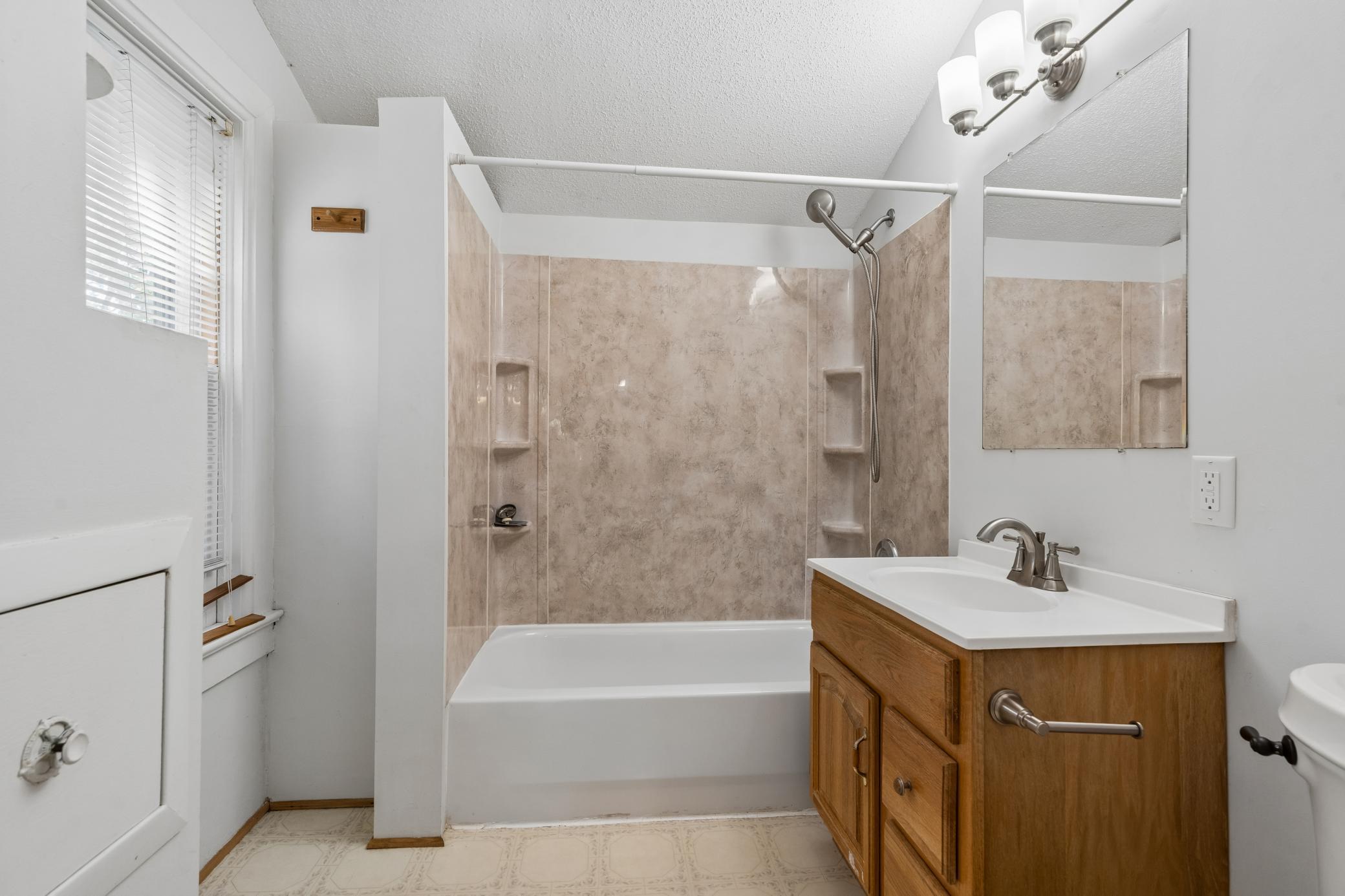 View of Residential at 1145 Beech Street, Saint Paul MN 55106, Saint Paul (16 of 32) - Mike Wilen | Minnesota Team Real Estate