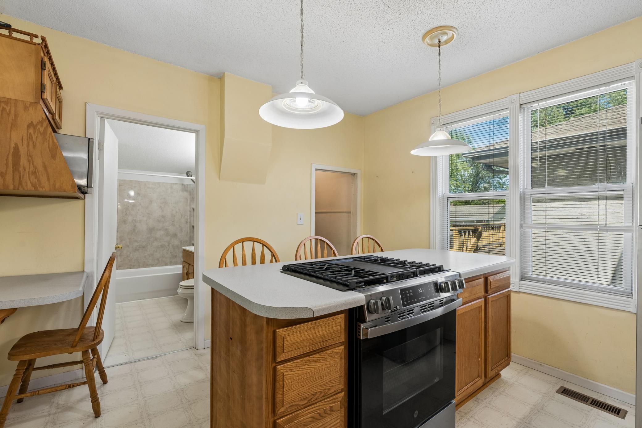 View of Residential at 1145 Beech Street, Saint Paul MN 55106, Saint Paul (12 of 32) - Mike Wilen | Minnesota Team Real Estate