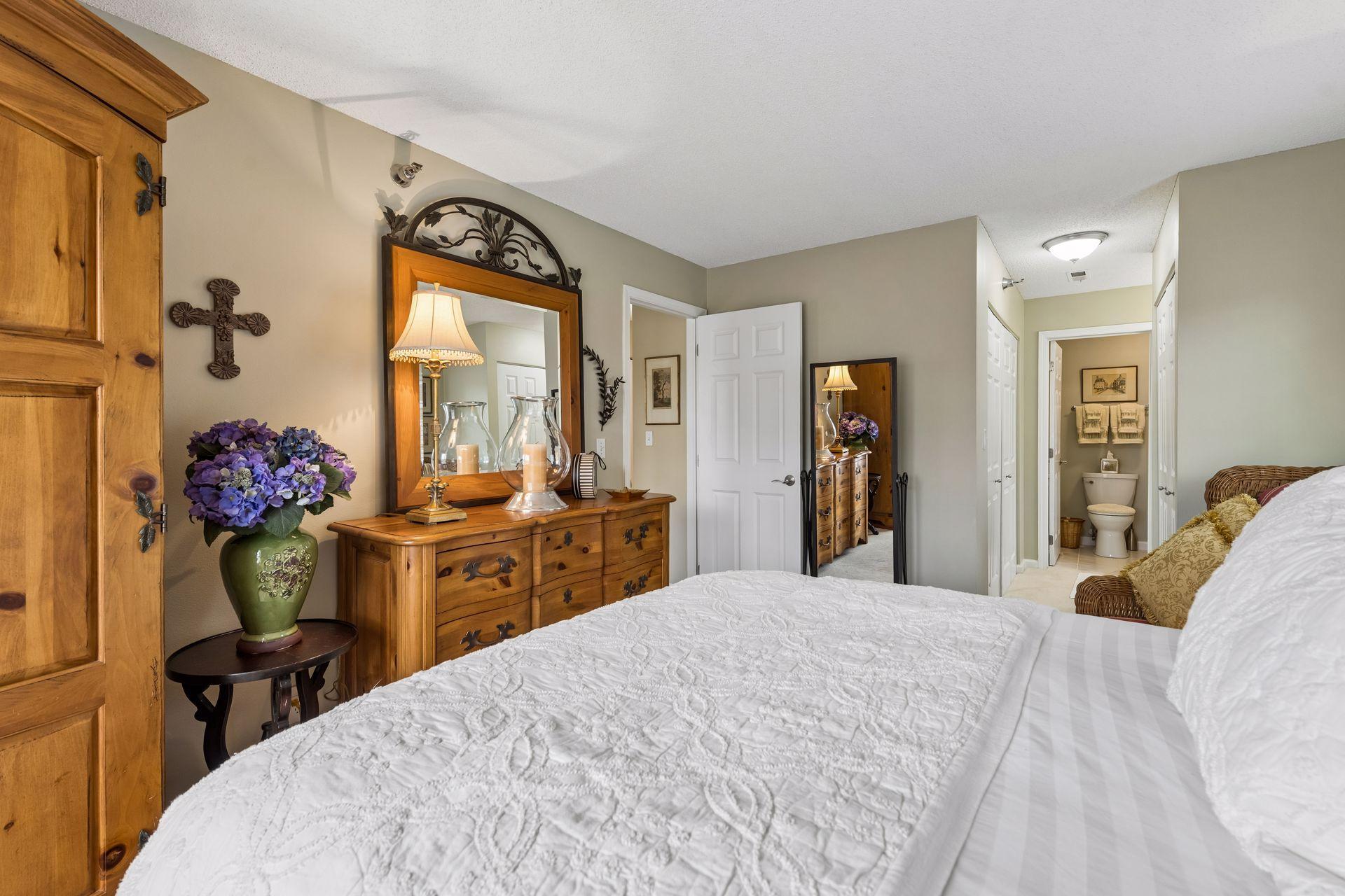 View of Residential at 6000 Chasewood Parkway #204, Hopkins MN 55343, Hopkins (21 of 45) - Mike Wilen | Minnesota Team Real Estate
