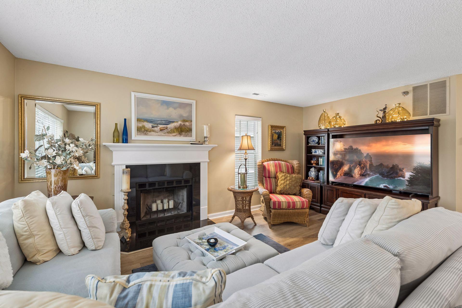 View of Residential at 6000 Chasewood Parkway #204, Hopkins MN 55343, Hopkins (13 of 45) - Mike Wilen | Minnesota Team Real Estate