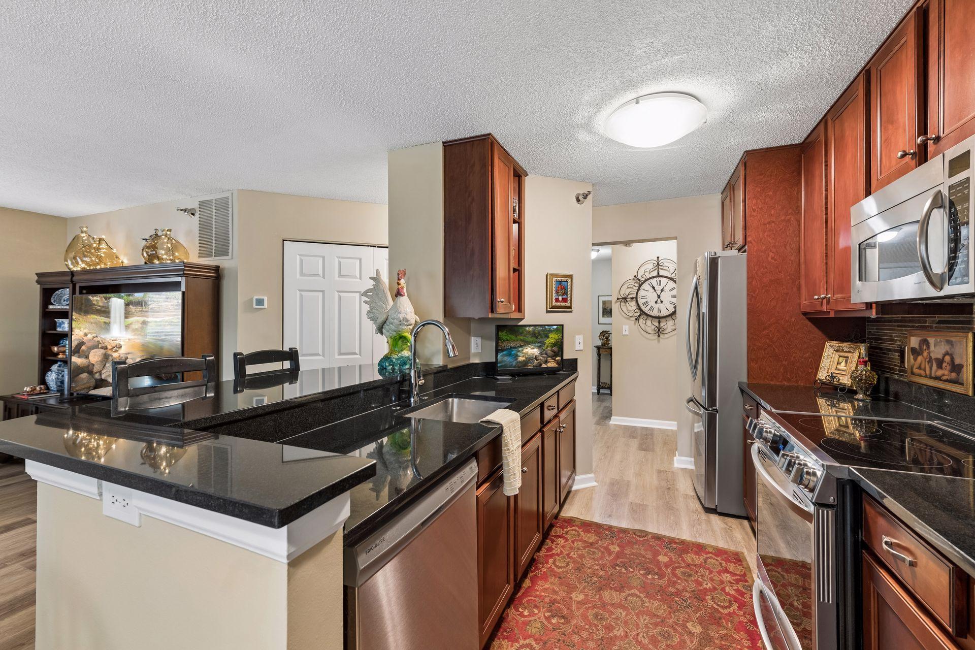 View of Residential at 6000 Chasewood Parkway #204, Hopkins MN 55343, Hopkins (7 of 45) - Mike Wilen | Minnesota Team Real Estate