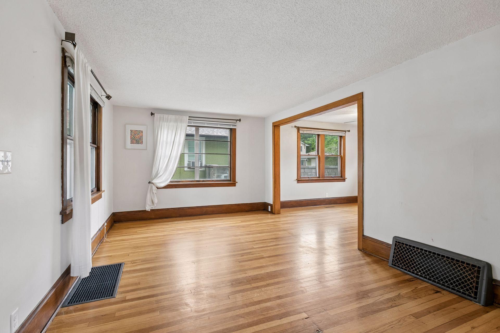 View of Residential at 4156 Minnehaha Avenue, Minneapolis MN 55406, Minneapolis (6 of 31) - Mike Wilen | Minnesota Team Real Estate