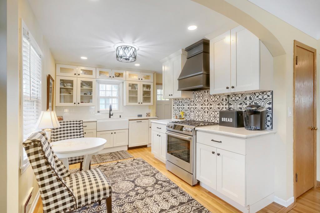 View of Residential at 3225 Alabama Avenue, Saint Louis Park MN 55416, Saint Louis Park - Mike Wilen | Minnesota Team Real Estate