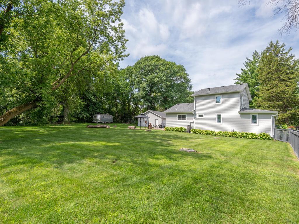 View of Residential at 3745 Togo Road, Wayzata MN 55391, Wayzata (28 of 35) - Mike Wilen | Minnesota Team Real Estate