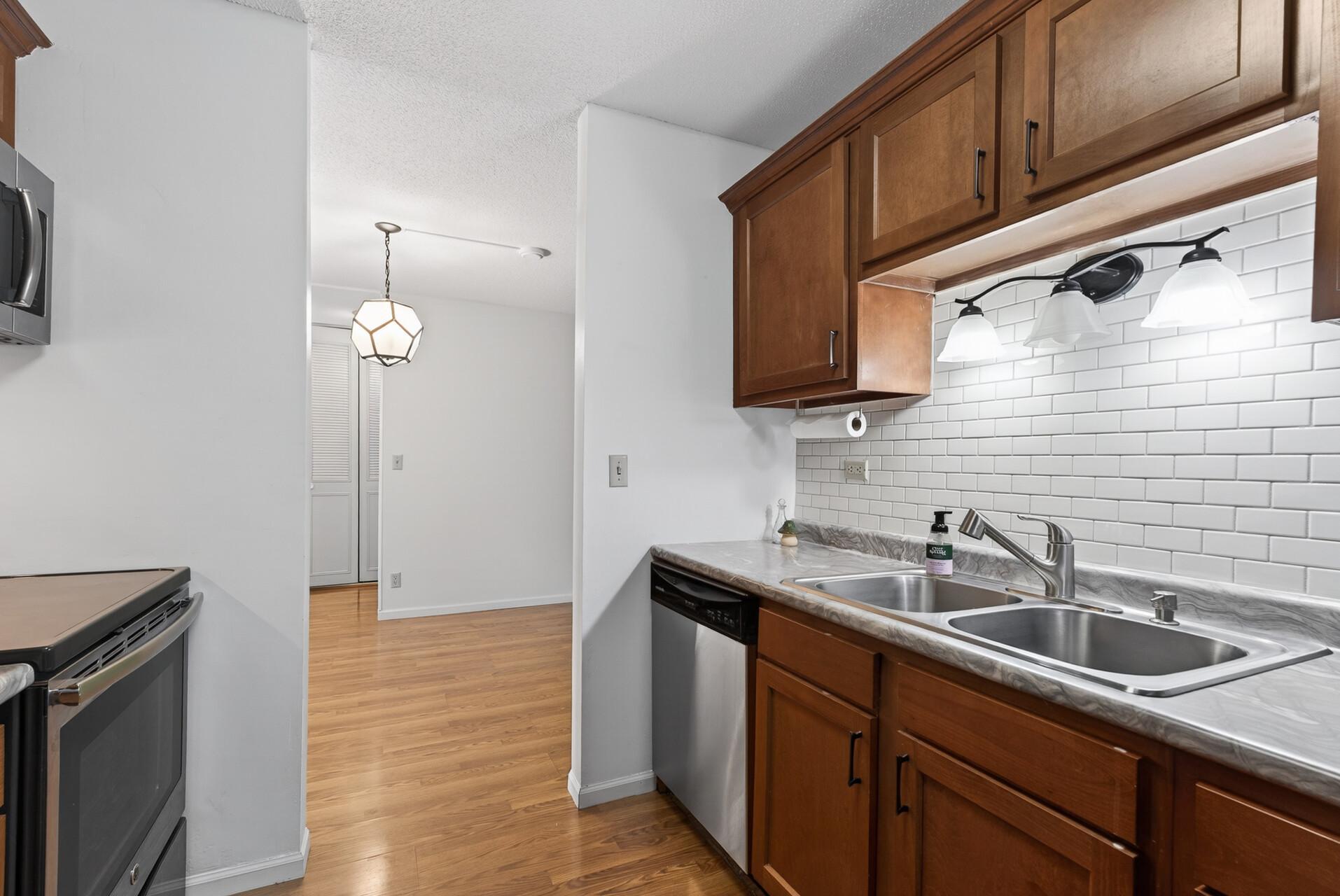View of Residential at 4045 Hodgson Road #211, Shoreview MN 55126, Shoreview (14 of 32) - Mike Wilen | Minnesota Team Real Estate