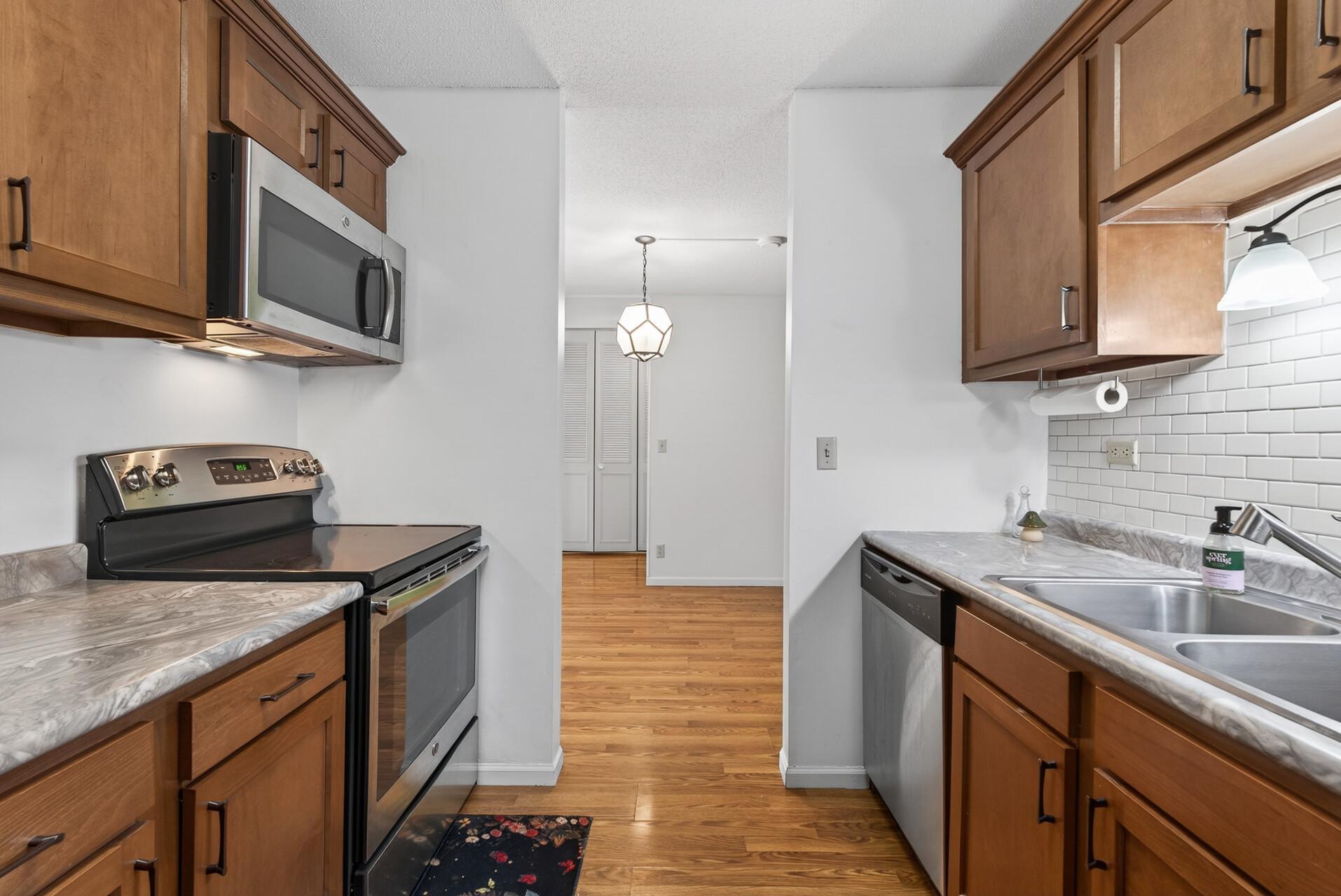 View of Residential at 4045 Hodgson Road #211, Shoreview MN 55126, Shoreview (13 of 32) - Mike Wilen | Minnesota Team Real Estate