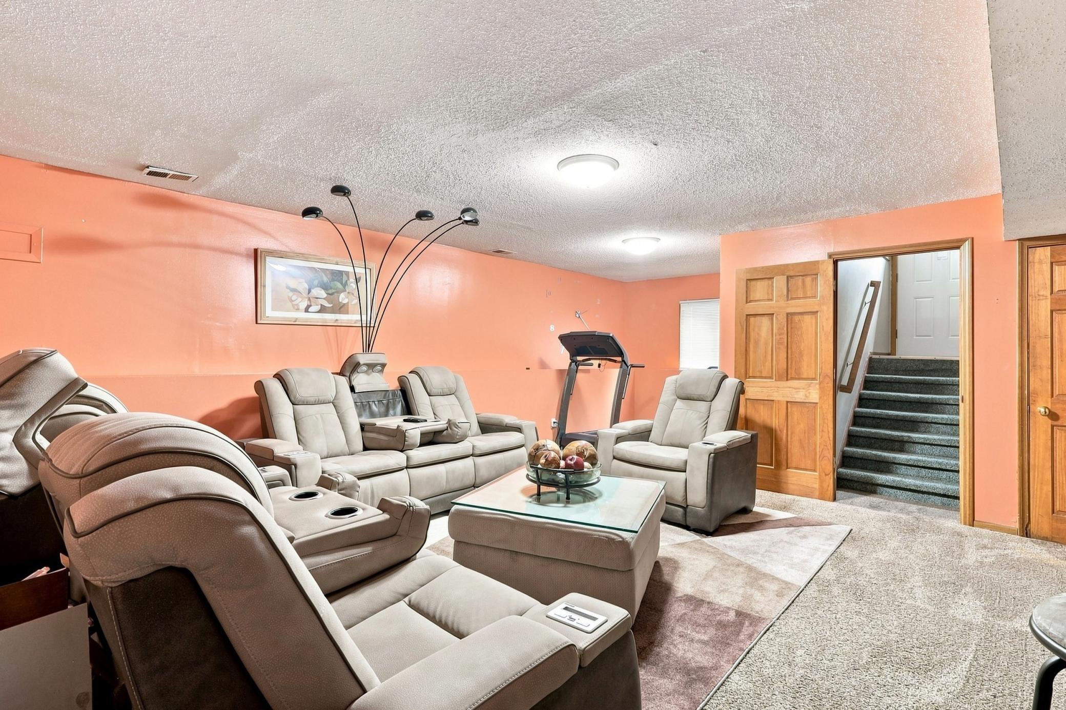 View of Residential at 4408 83rd Circle, Brooklyn Park MN 55443, Brooklyn Park (24 of 39) - Mike Wilen | Minnesota Team Real Estate