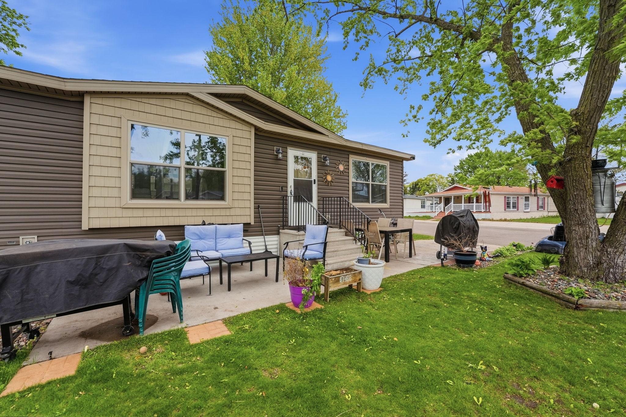 View of Residential at 10488 Pierce Street, Blaine MN 55434, Blaine (26 of 32) - Mike Wilen | Minnesota Team Real Estate