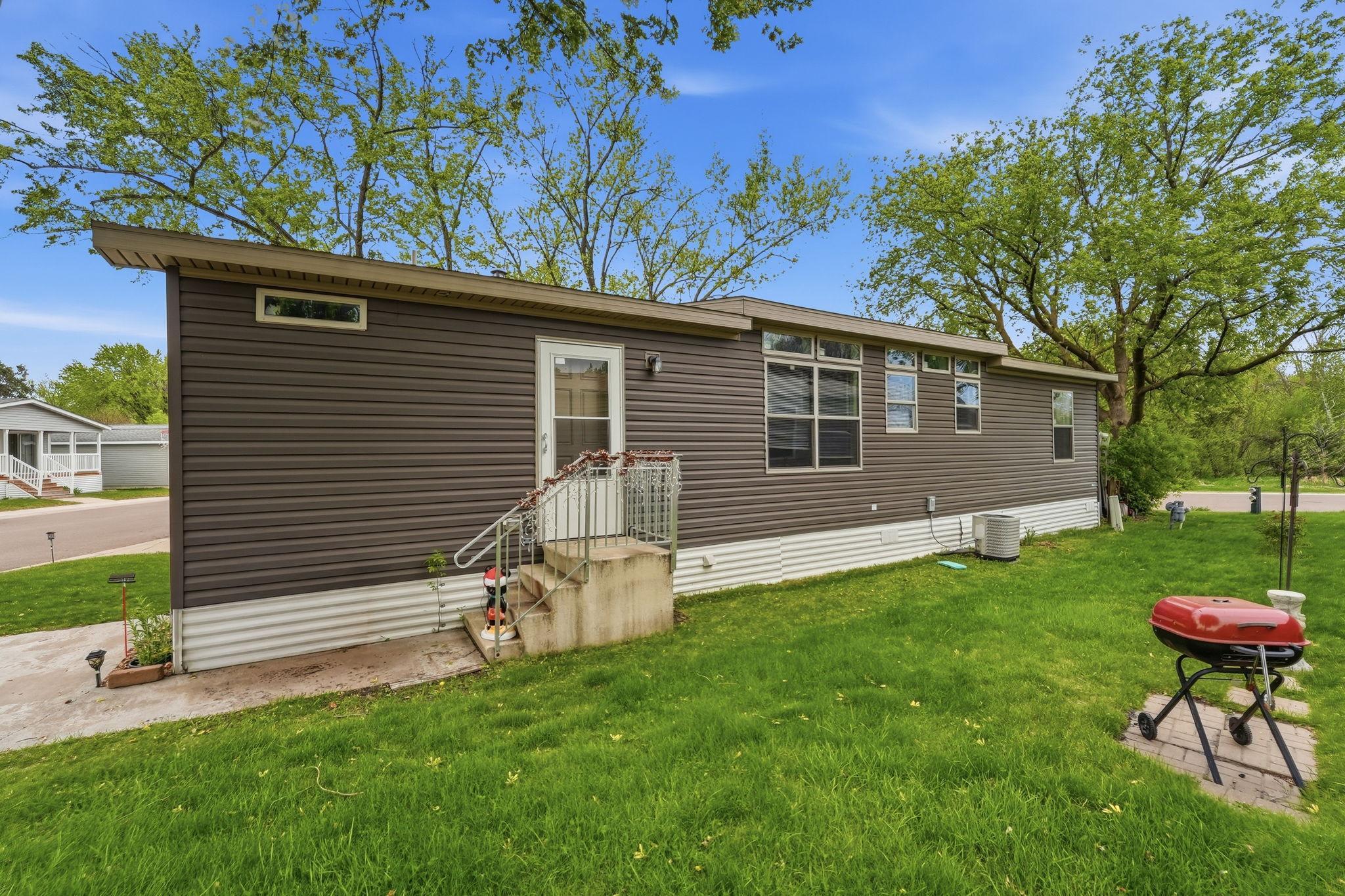 View of Residential at 10488 Pierce Street, Blaine MN 55434, Blaine (31 of 32) - Mike Wilen | Minnesota Team Real Estate