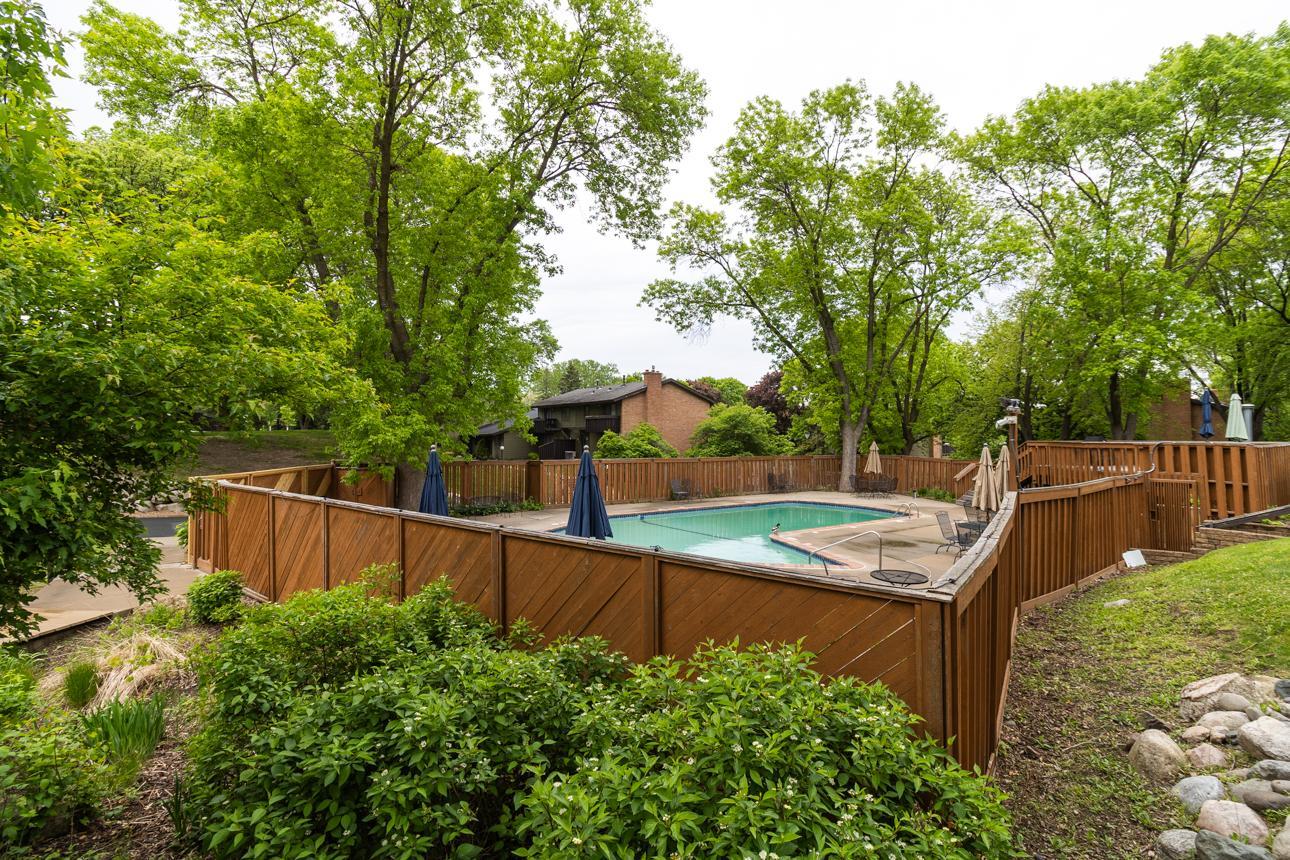 View of Residential at 1217 Brighton Square, New Brighton MN 55112, New Brighton (22 of 29) - Mike Wilen | Minnesota Team Real Estate