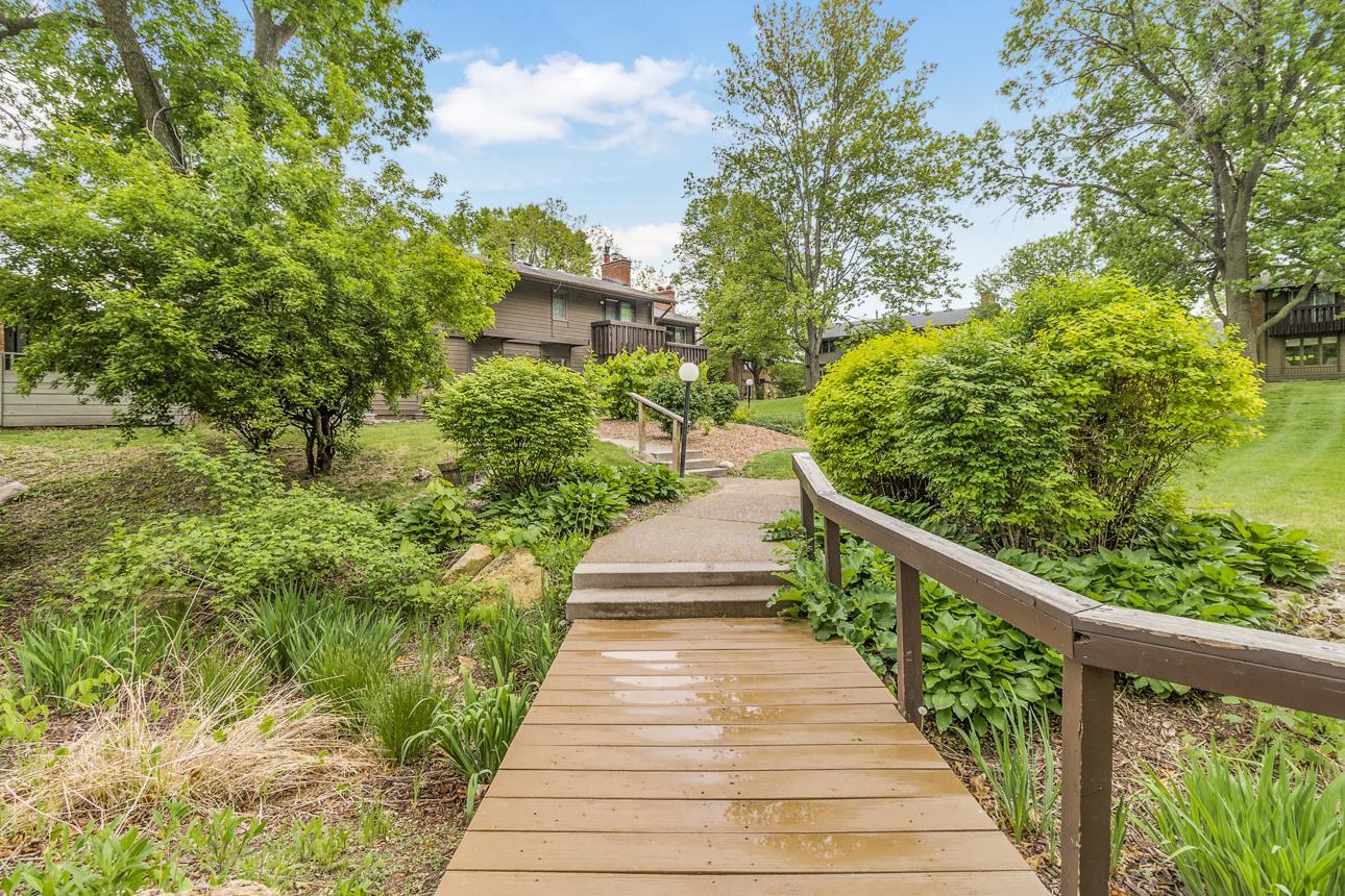 View of Residential at 1217 Brighton Square, New Brighton MN 55112, New Brighton (21 of 29) - Mike Wilen | Minnesota Team Real Estate