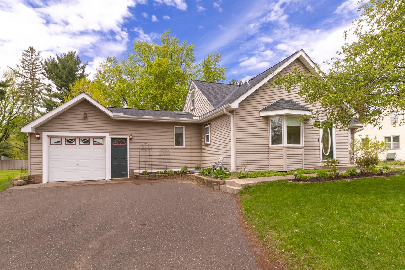 View of Residential at 2065 William Street, Roseville MN 55113, Roseville - Mike Wilen | Minnesota Team Real Estate