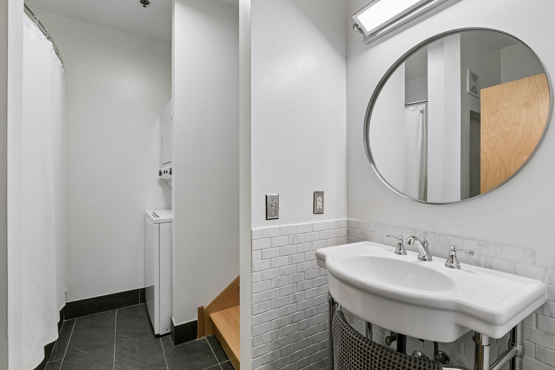 View of Residential at 918 3rd Street #203, Minneapolis MN 55401, Minneapolis (17 of 35) - Mike Wilen | Minnesota Team Real Estate