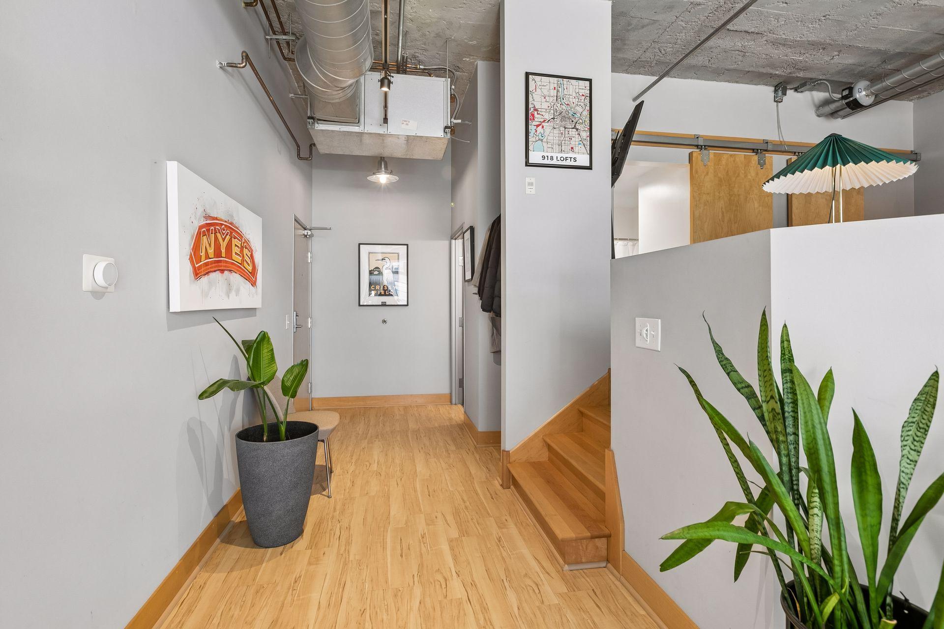 View of Residential at 918 3rd Street #203, Minneapolis MN 55401, Minneapolis (12 of 35) - Mike Wilen | Minnesota Team Real Estate