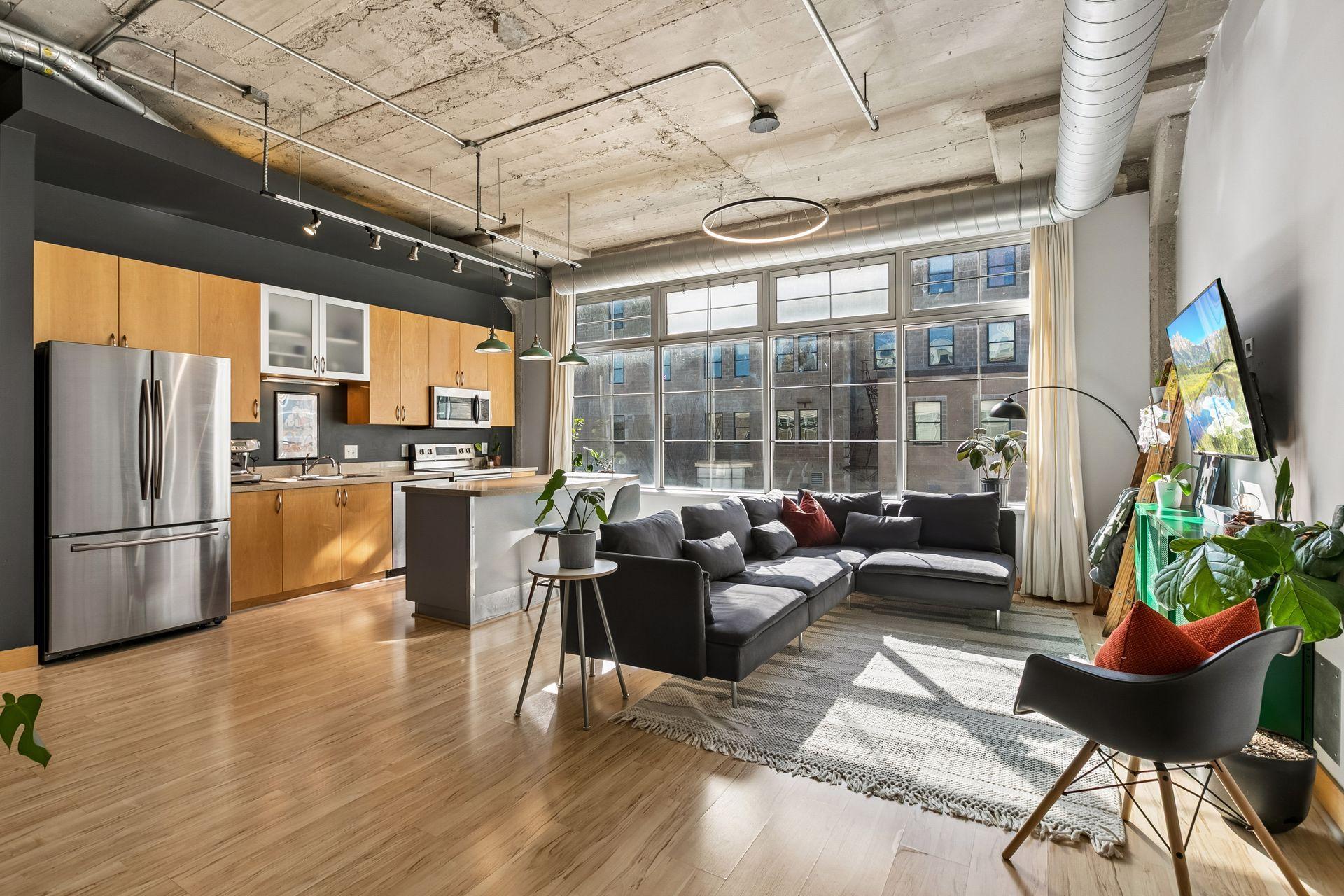 View of Residential at 918 3rd Street #203, Minneapolis MN 55401, Minneapolis - Mike Wilen | Minnesota Team Real Estate