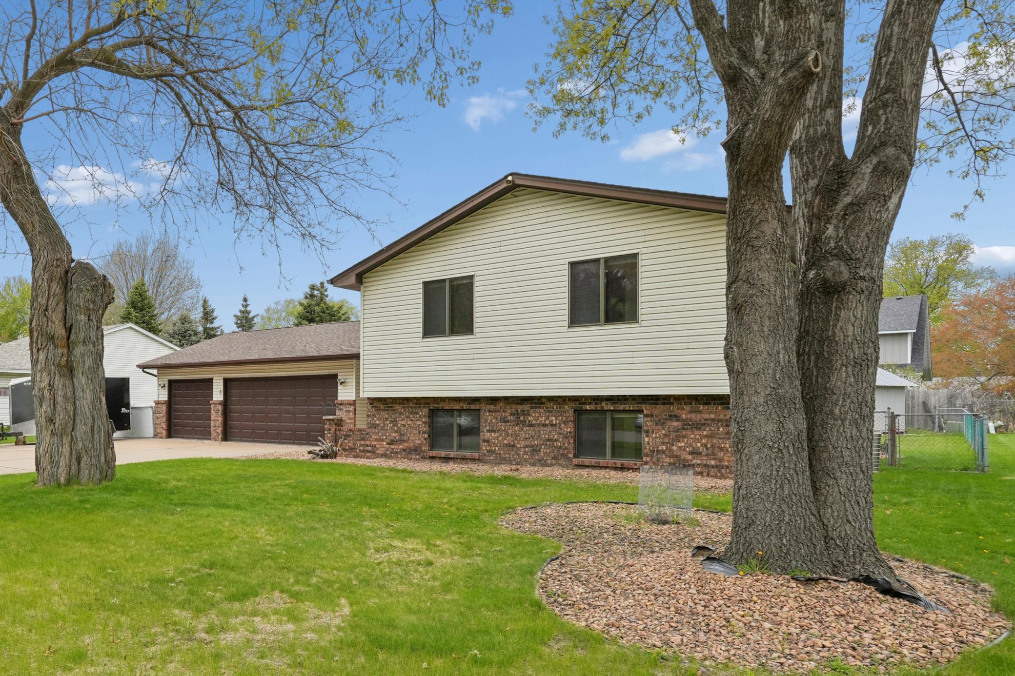 View of Residential at 703 Cope Avenue, Roseville MN 55113, Roseville - Mike Wilen | Minnesota Team Real Estate