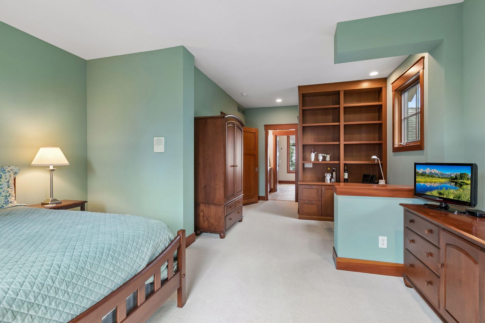View of Residential at 721 Rice Street, Wayzata MN 55391, Wayzata (35 of 50) - Mike Wilen | Minnesota Team Real Estate
