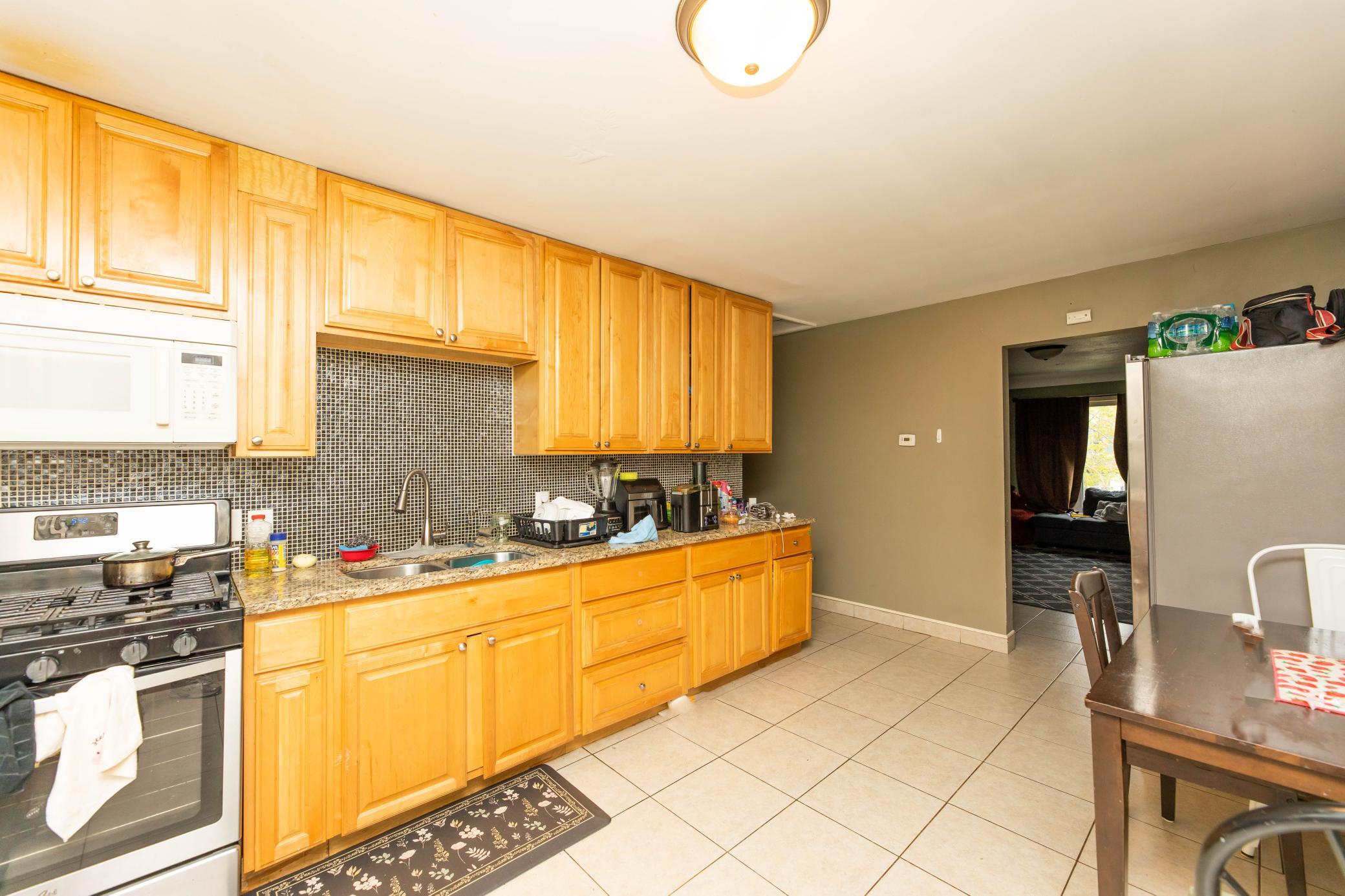 View of Residential Income at 3117 17th Avenue, Minneapolis MN 55407, Minneapolis (33 of 40) - Mike Wilen | Minnesota Team Real Estate