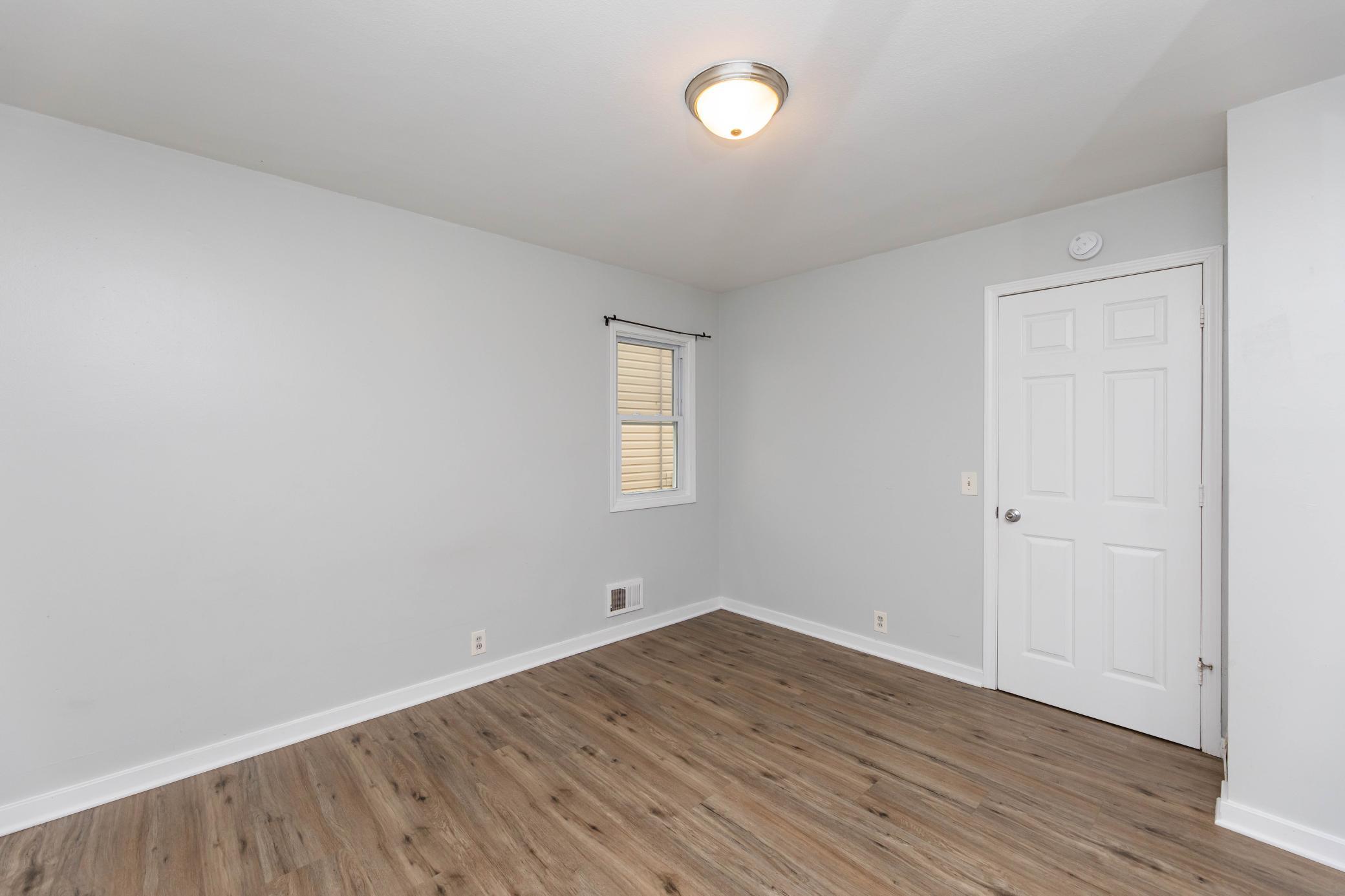 View of Residential Income at 3117 17th Avenue, Minneapolis MN 55407, Minneapolis (14 of 40) - Mike Wilen | Minnesota Team Real Estate