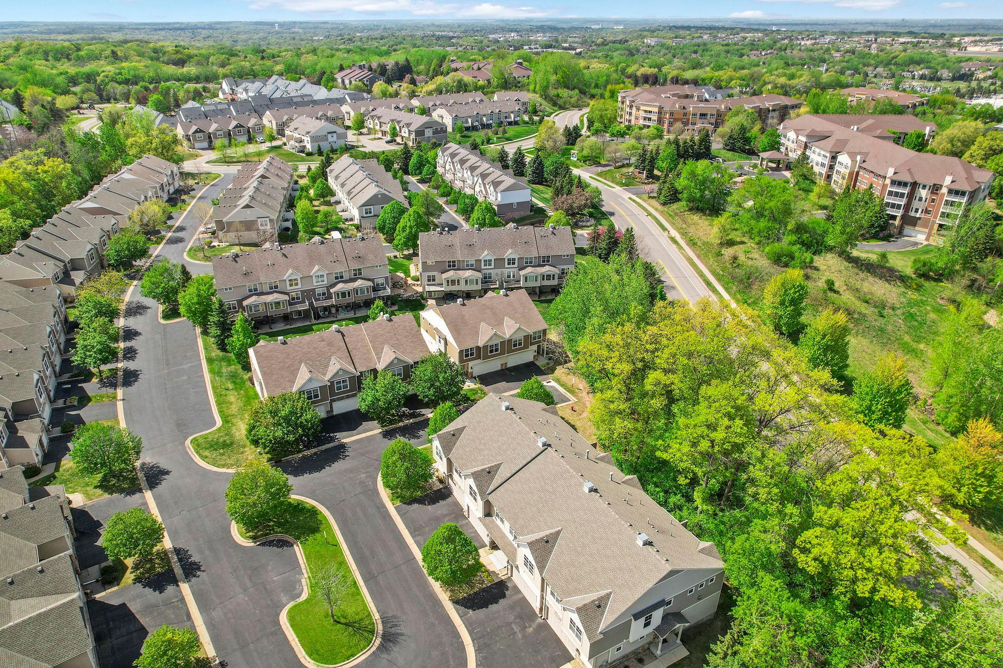 View of Residential at 468 Stonewood Lane, Burnsville MN 55306, Burnsville (68 of 70) - Mike Wilen | Minnesota Team Real Estate