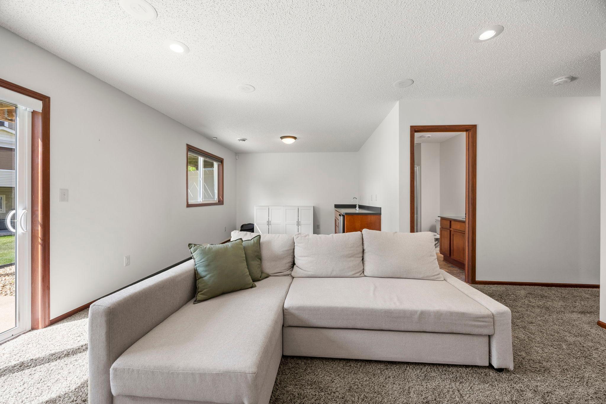 View of Residential at 468 Stonewood Lane, Burnsville MN 55306, Burnsville (50 of 70) - Mike Wilen | Minnesota Team Real Estate