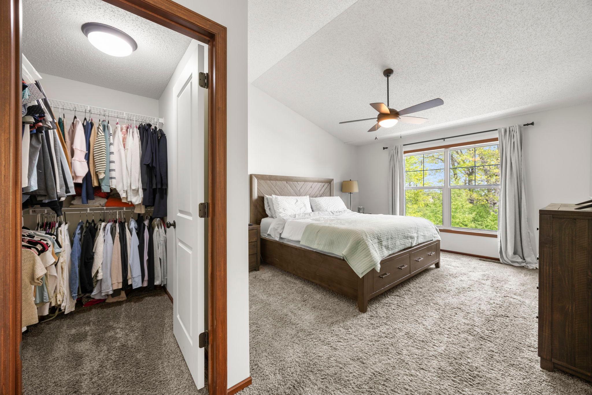 View of Residential at 468 Stonewood Lane, Burnsville MN 55306, Burnsville (33 of 70) - Mike Wilen | Minnesota Team Real Estate