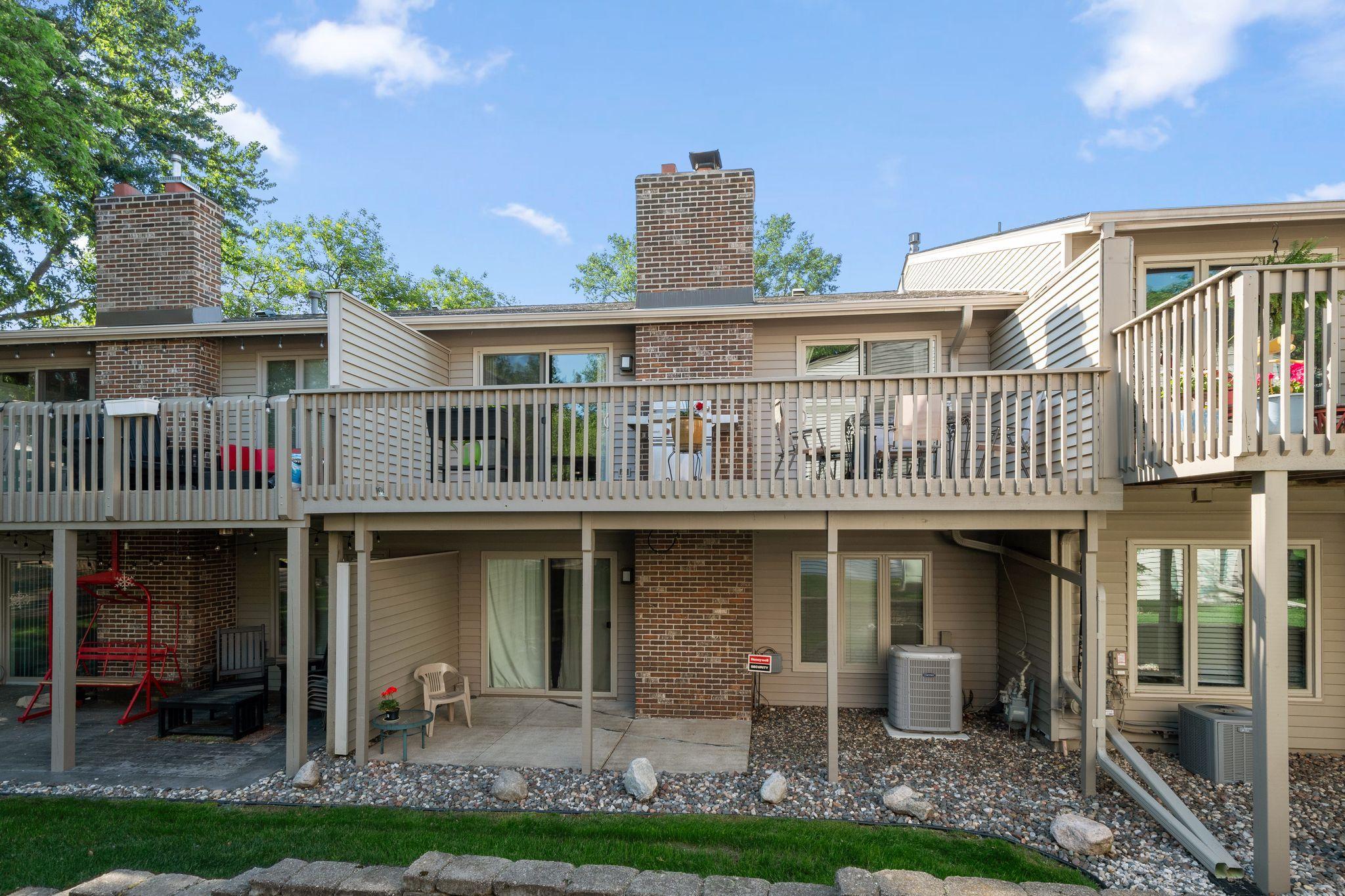 View of Residential at 6304 Falcon Court, Edina MN 55436, Edina (23 of 26) - Mike Wilen | Minnesota Team Real Estate