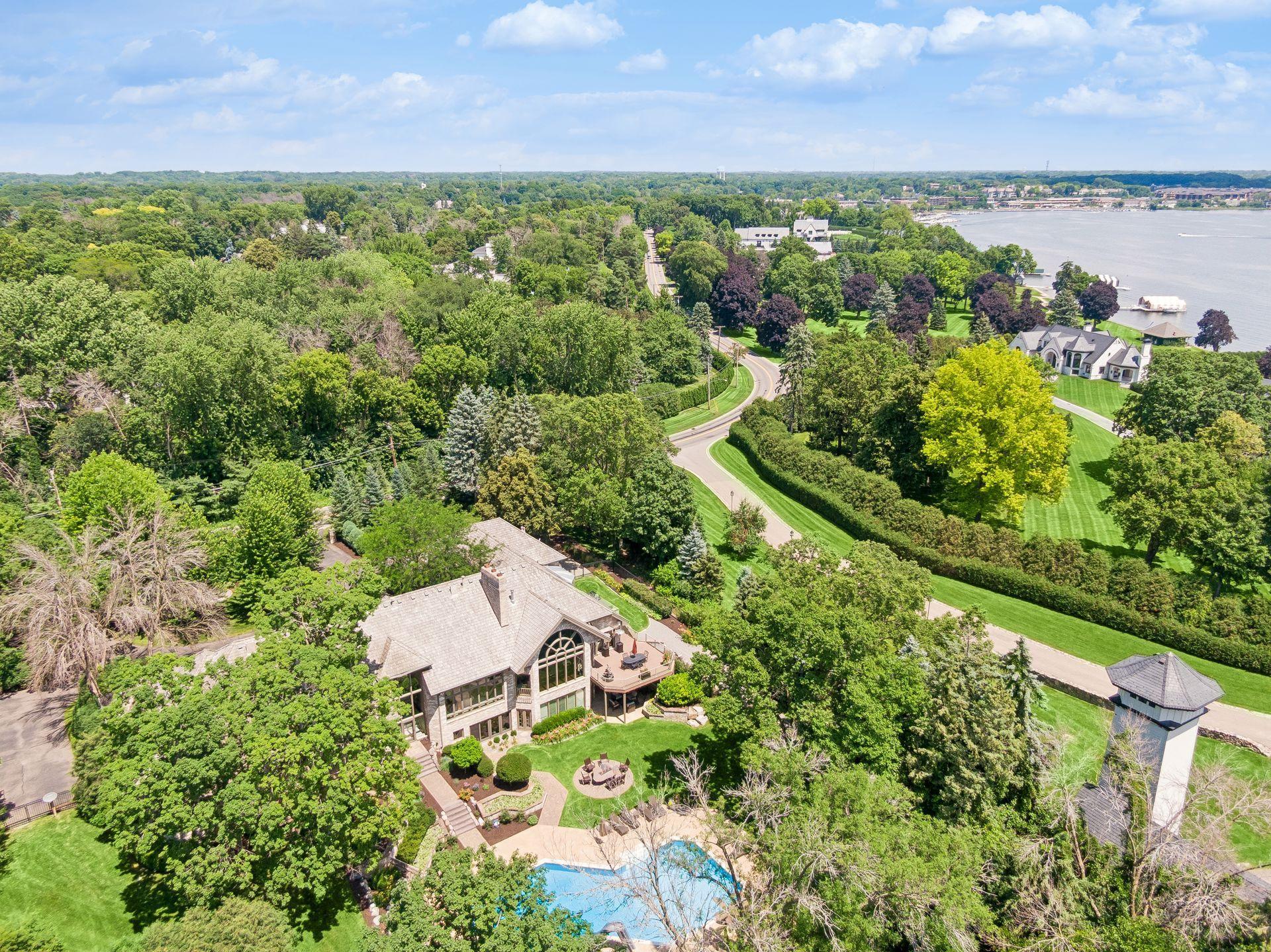 View of Residential at 326 Ferndale Road, Wayzata MN 55391, Wayzata (108 of 116) - Mike Wilen | Minnesota Team Real Estate