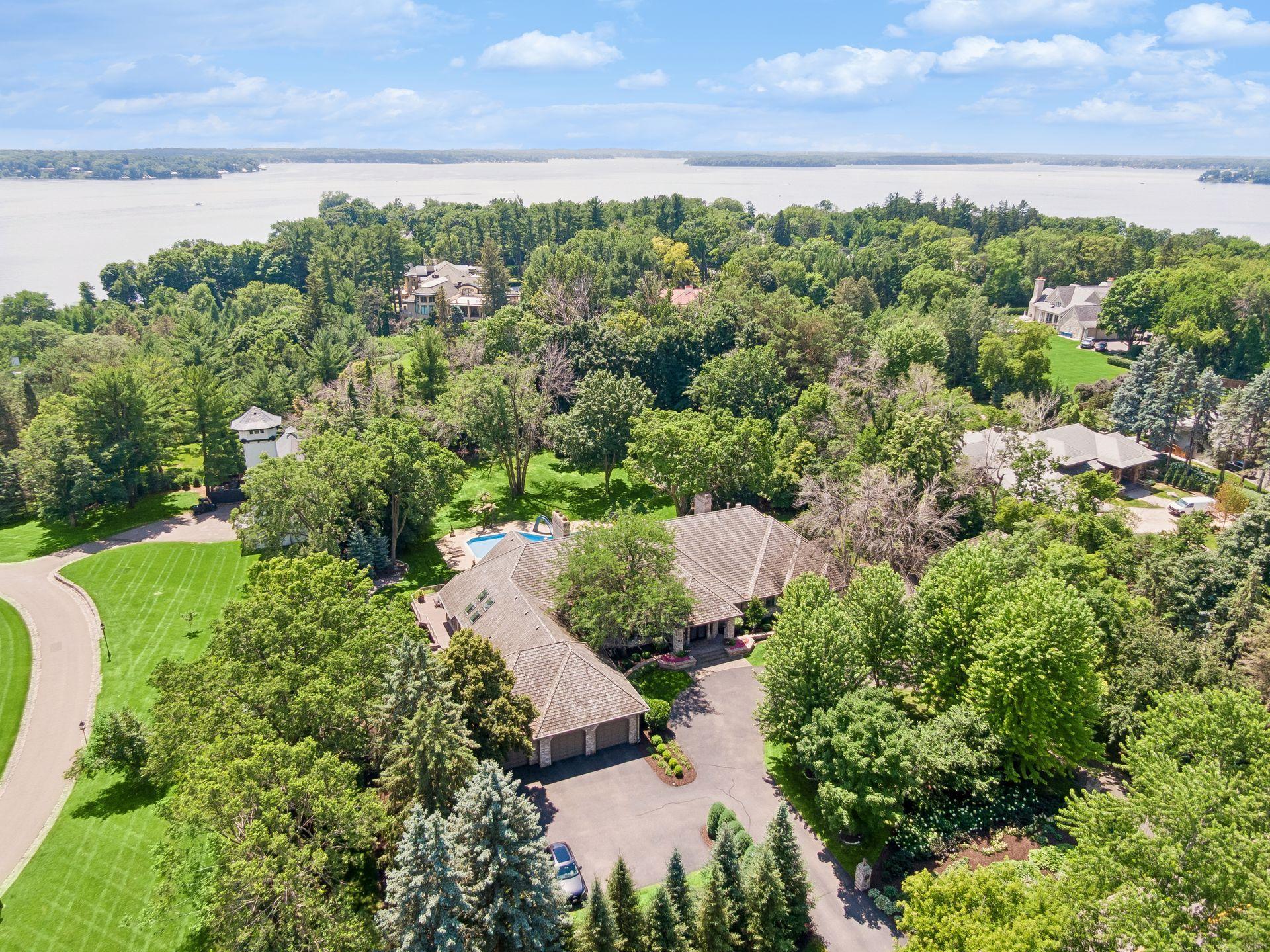 View of Residential at 326 Ferndale Road, Wayzata MN 55391, Wayzata (14 of 116) - Mike Wilen | Minnesota Team Real Estate