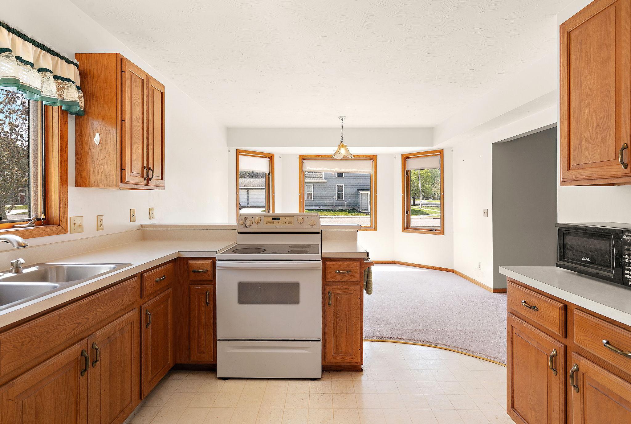 View of Residential at 300 State Street, Belle Plaine MN 56011, Belle Plaine (13 of 33) - Mike Wilen | Minnesota Team Real Estate