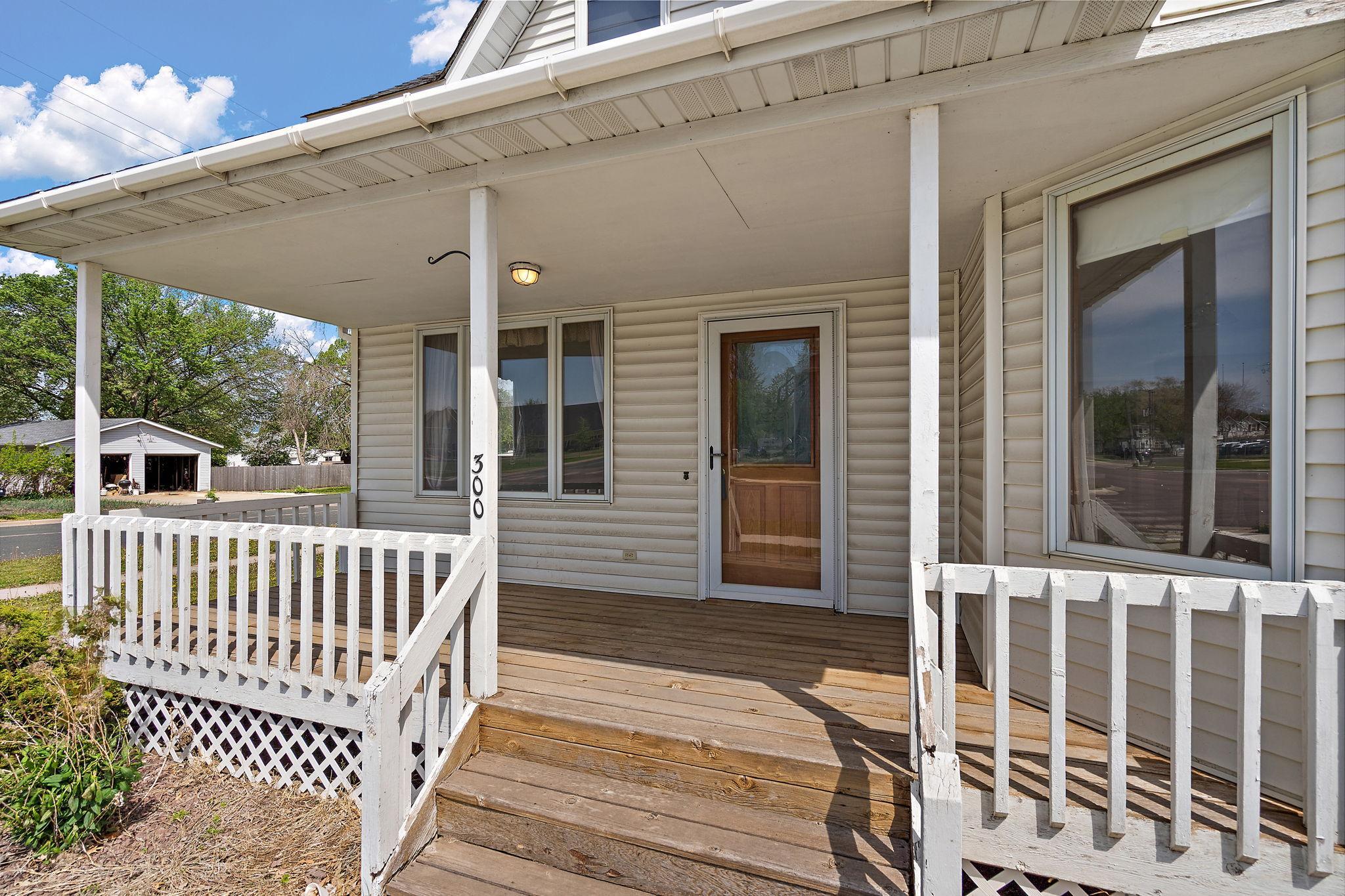 View of Residential at 300 State Street, Belle Plaine MN 56011, Belle Plaine (4 of 33) - Mike Wilen | Minnesota Team Real Estate