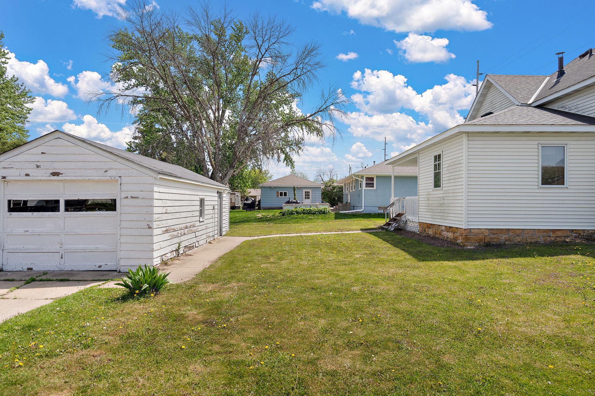 View of Residential at 300 State Street, Belle Plaine MN 56011, Belle Plaine (31 of 33) - Mike Wilen | Minnesota Team Real Estate