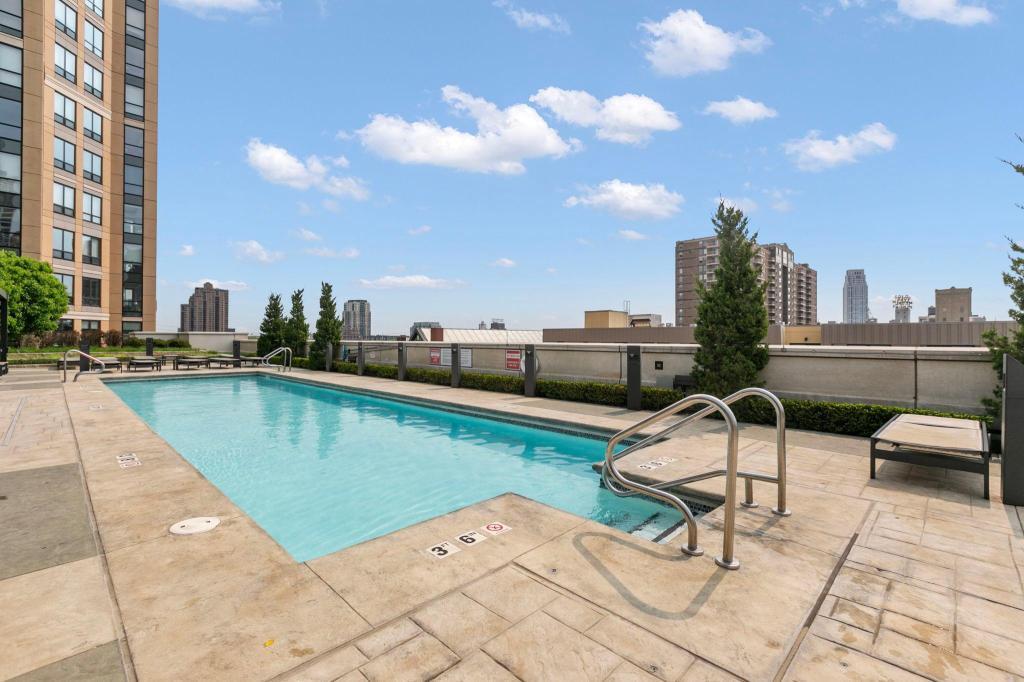 View of Residential at 100 3rd Avenue #1703, Minneapolis MN 55401, Minneapolis (41 of 47) - Mike Wilen | Minnesota Team Real Estate