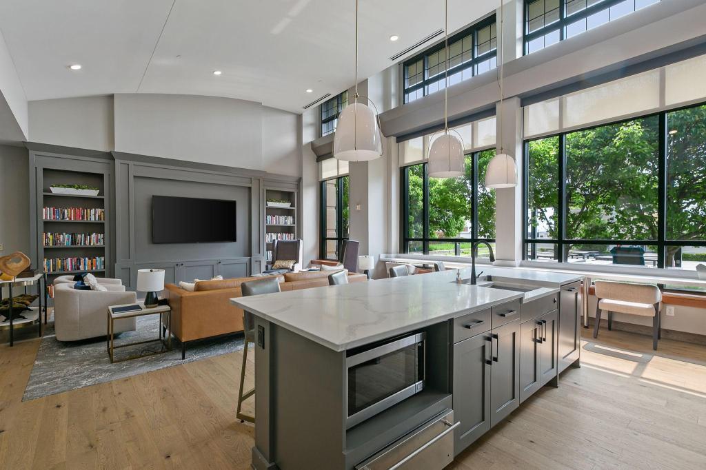 View of Residential at 100 3rd Avenue #1703, Minneapolis MN 55401, Minneapolis (35 of 47) - Mike Wilen | Minnesota Team Real Estate