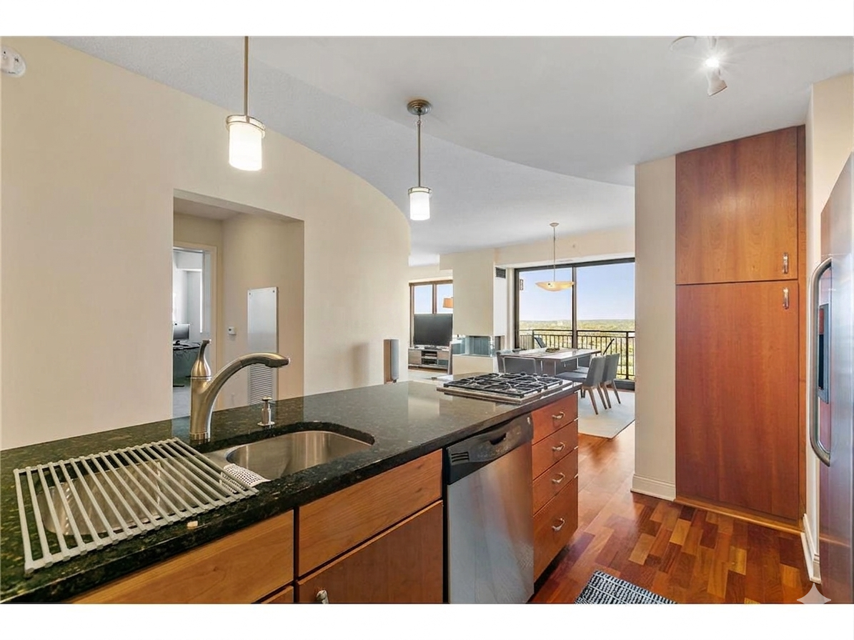 View of Residential at 100 3rd Avenue #1703, Minneapolis MN 55401, Minneapolis (13 of 47) - Mike Wilen | Minnesota Team Real Estate