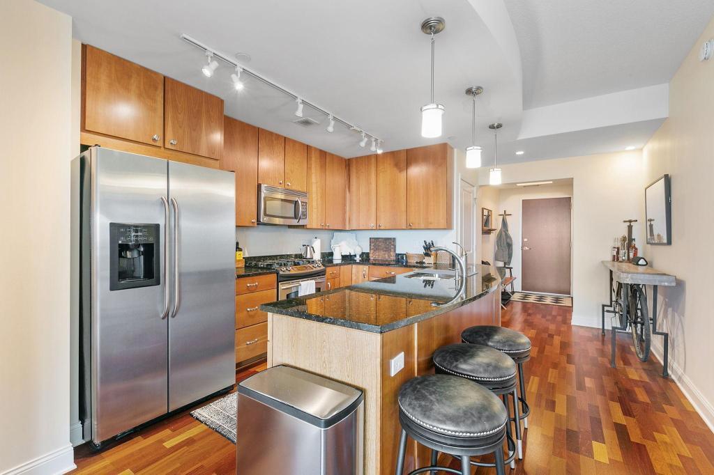 View of Residential at 100 3rd Avenue #1703, Minneapolis MN 55401, Minneapolis (10 of 47) - Mike Wilen | Minnesota Team Real Estate