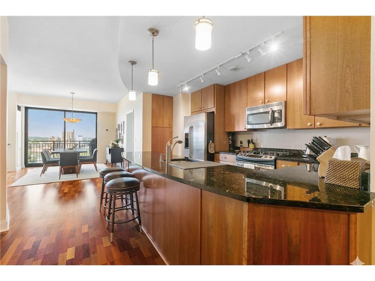 View of Residential at 100 3rd Avenue #1703, Minneapolis MN 55401, Minneapolis (9 of 47) - Mike Wilen | Minnesota Team Real Estate