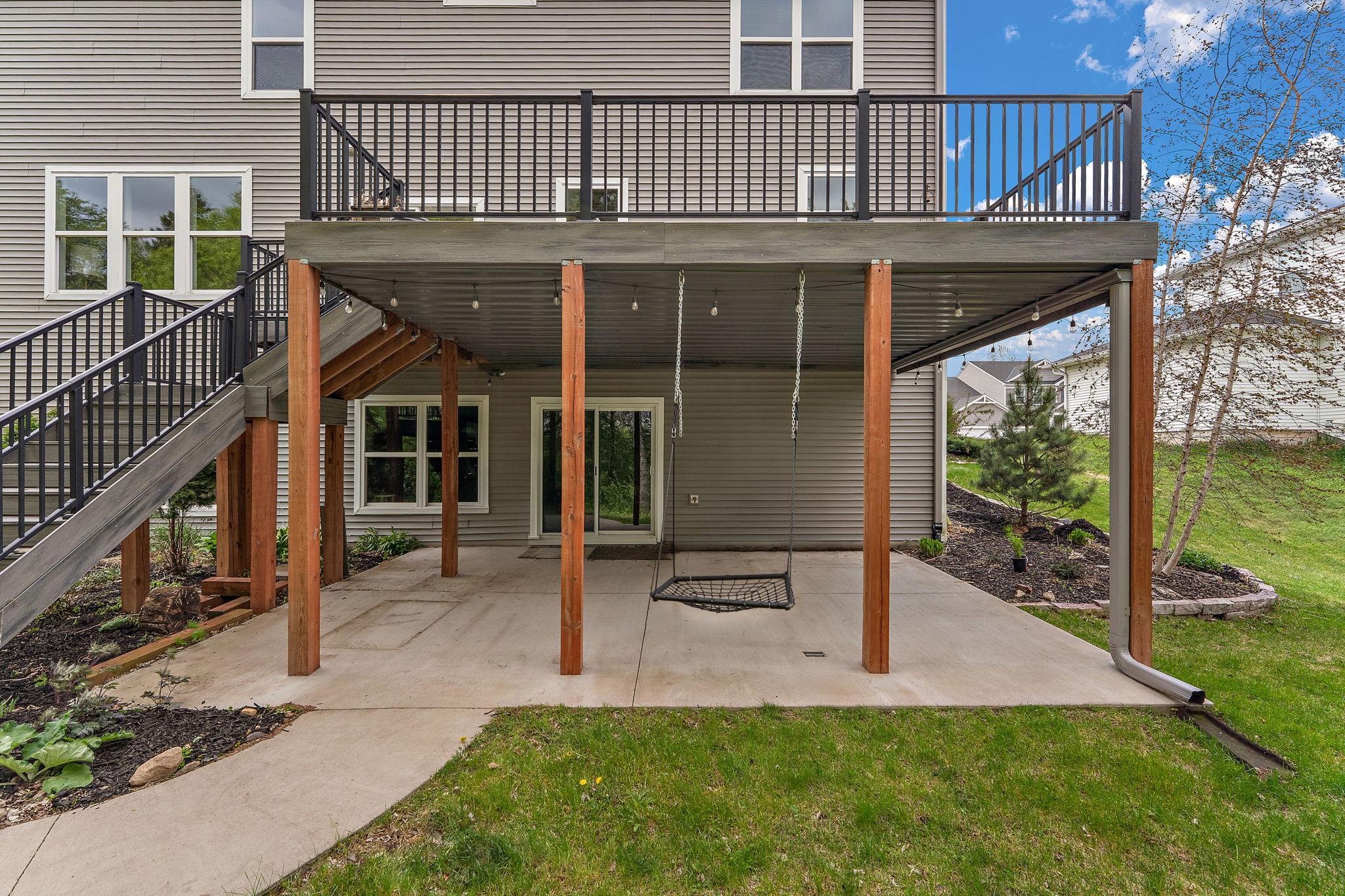 View of Residential at 9289 Summerlin Court, Woodbury MN 55129, Woodbury (7 of 43) - Mike Wilen | Minnesota Team Real Estate